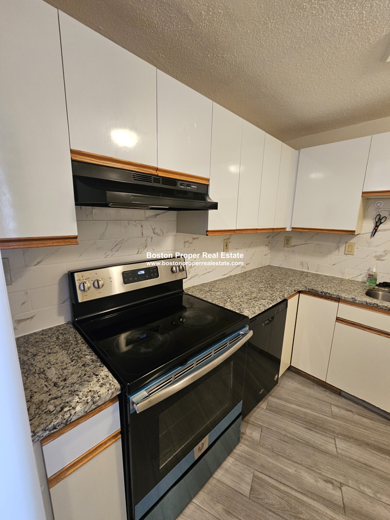 90 Quincy Shore Dr, North Quincy