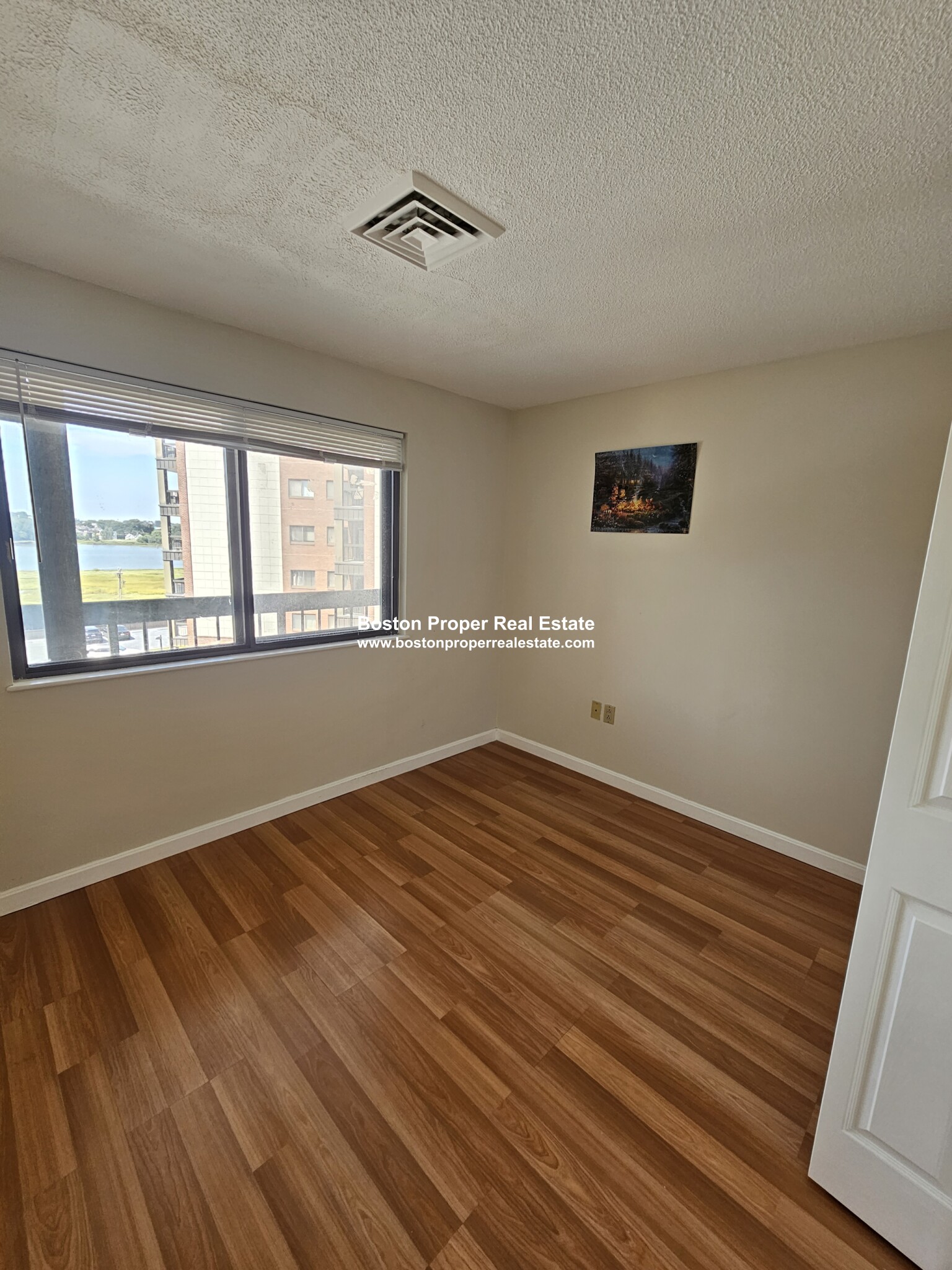 90 Quincy Shore Dr, North Quincy