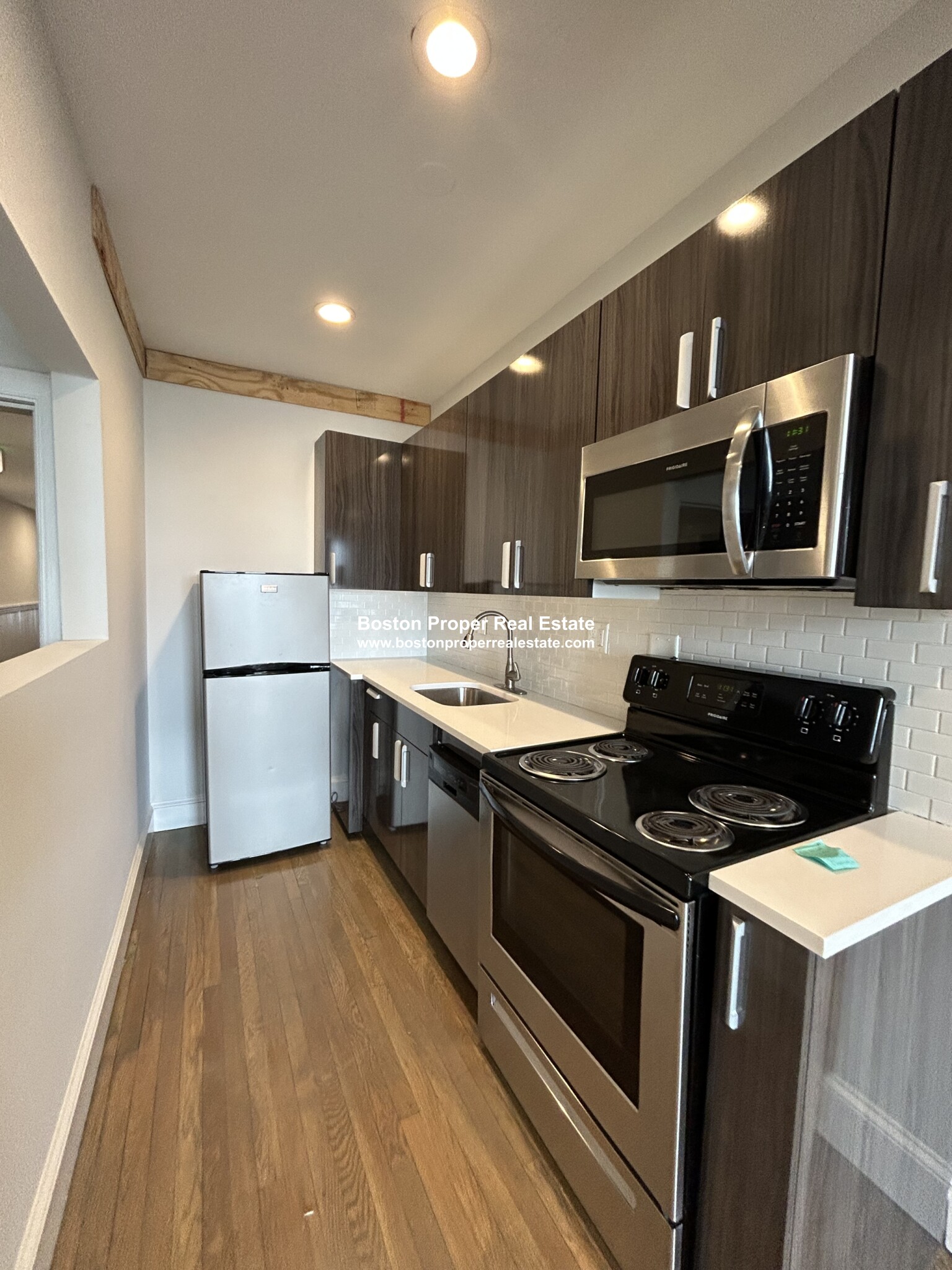 11 Peterborough St, Fenway