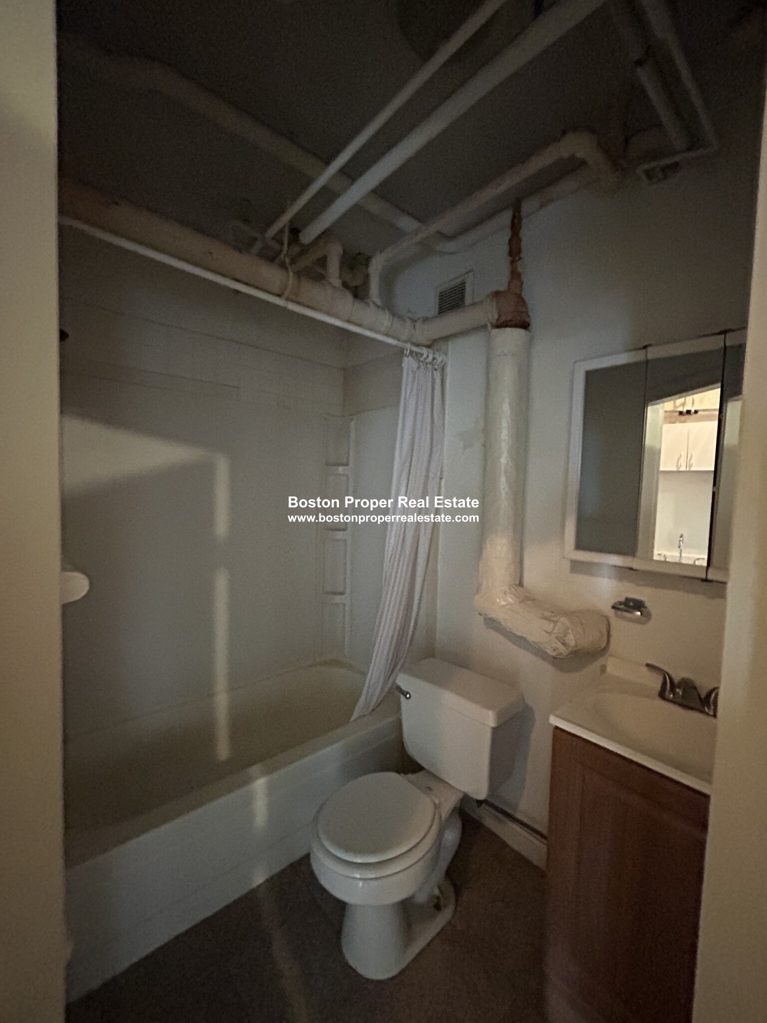 19 Peterborough St, Fenway