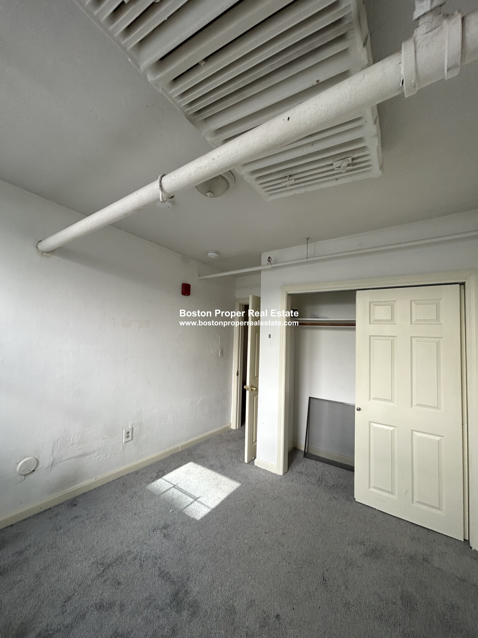 19 Peterborough St, Fenway