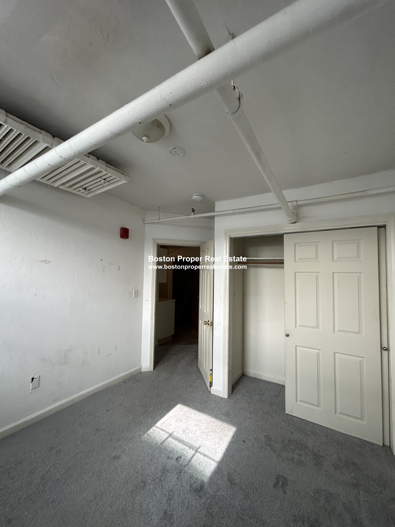 19 Peterborough St, Fenway