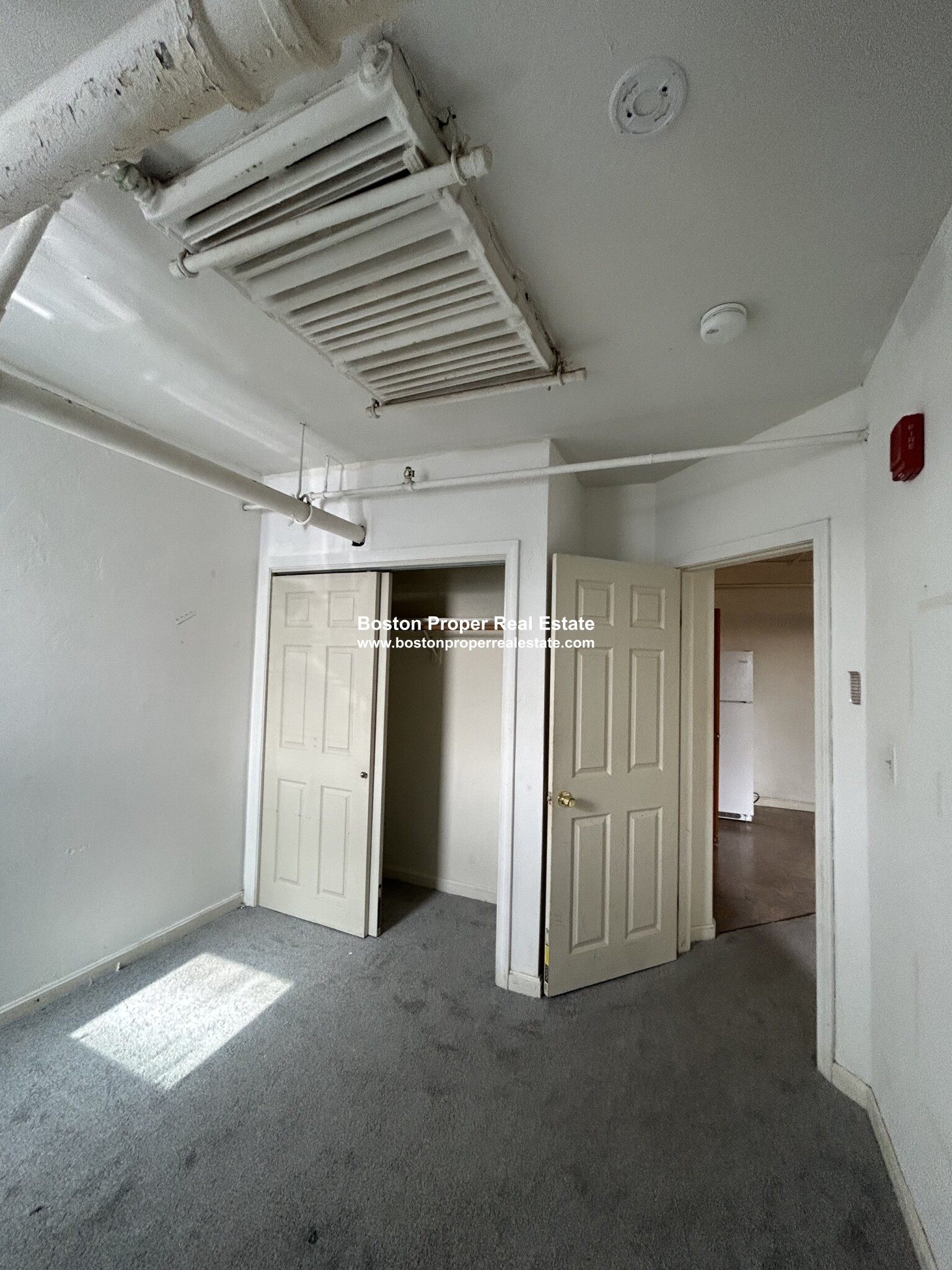 19 Peterborough St, Fenway