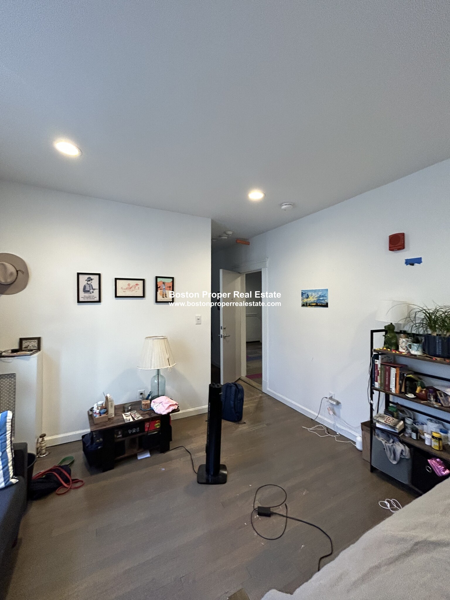 19 Peterborough St, Fenway