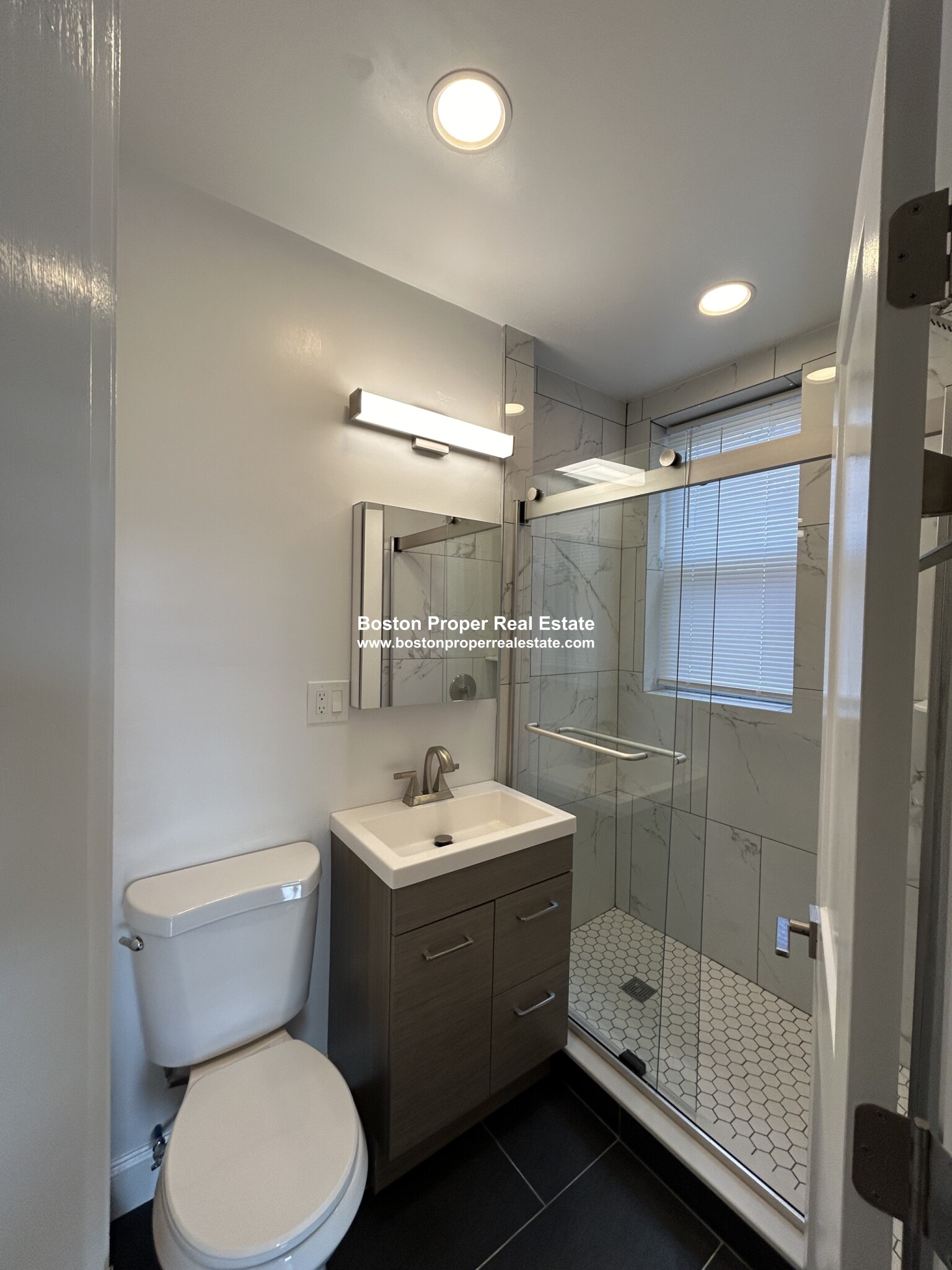 20 Queensberry St, Fenway