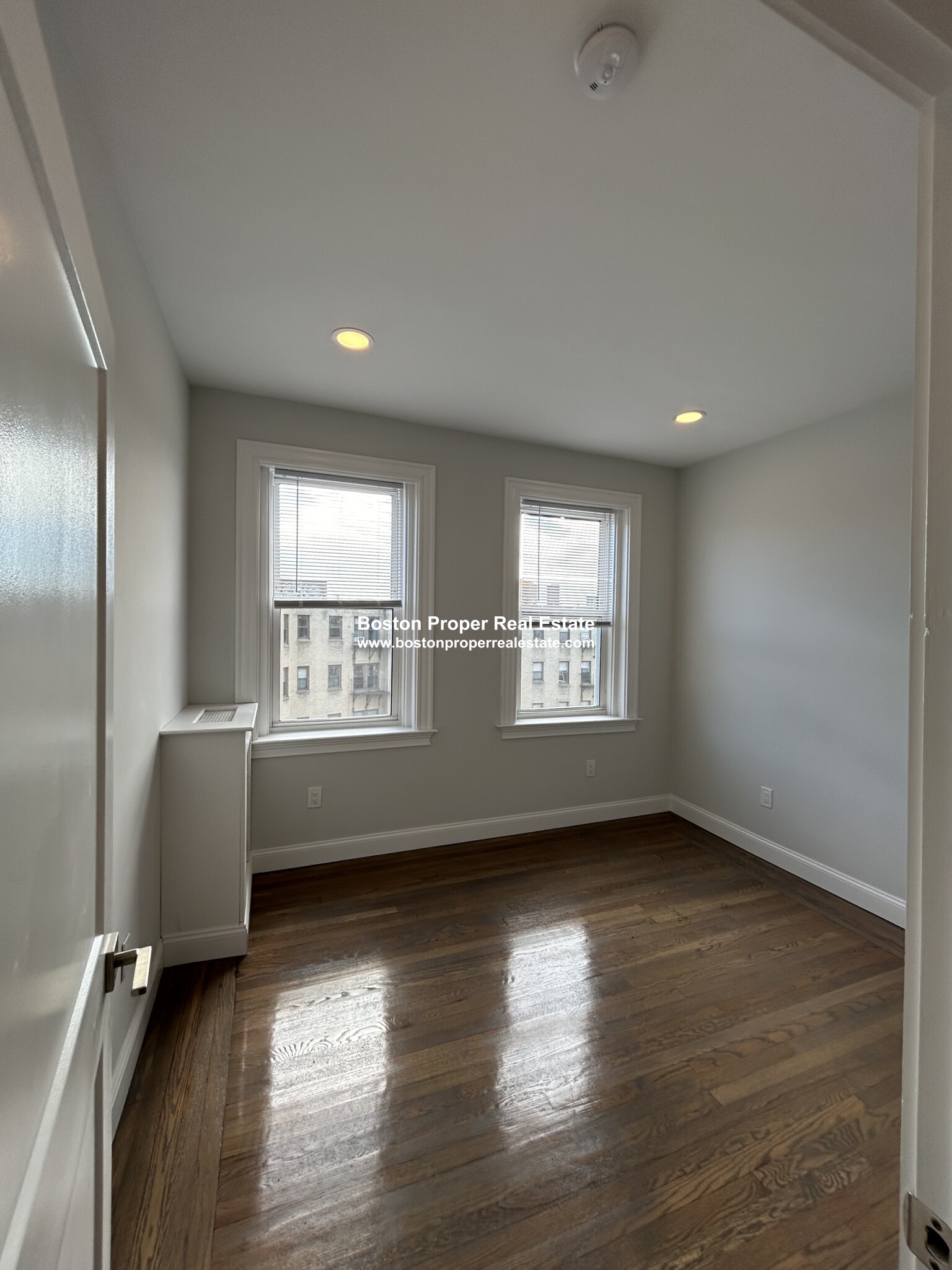 20 Queensberry St, Fenway