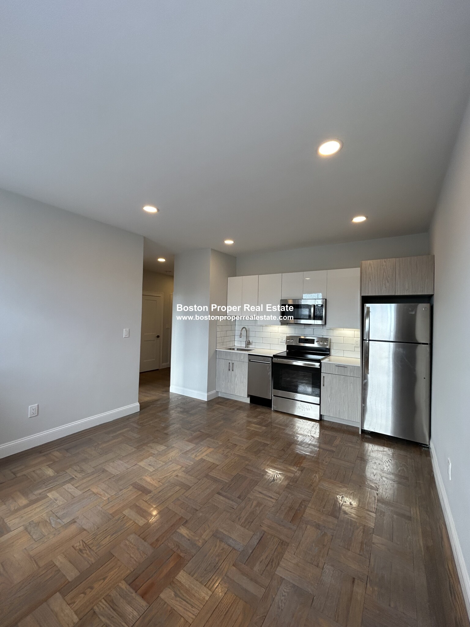 20 Queensberry St, Fenway