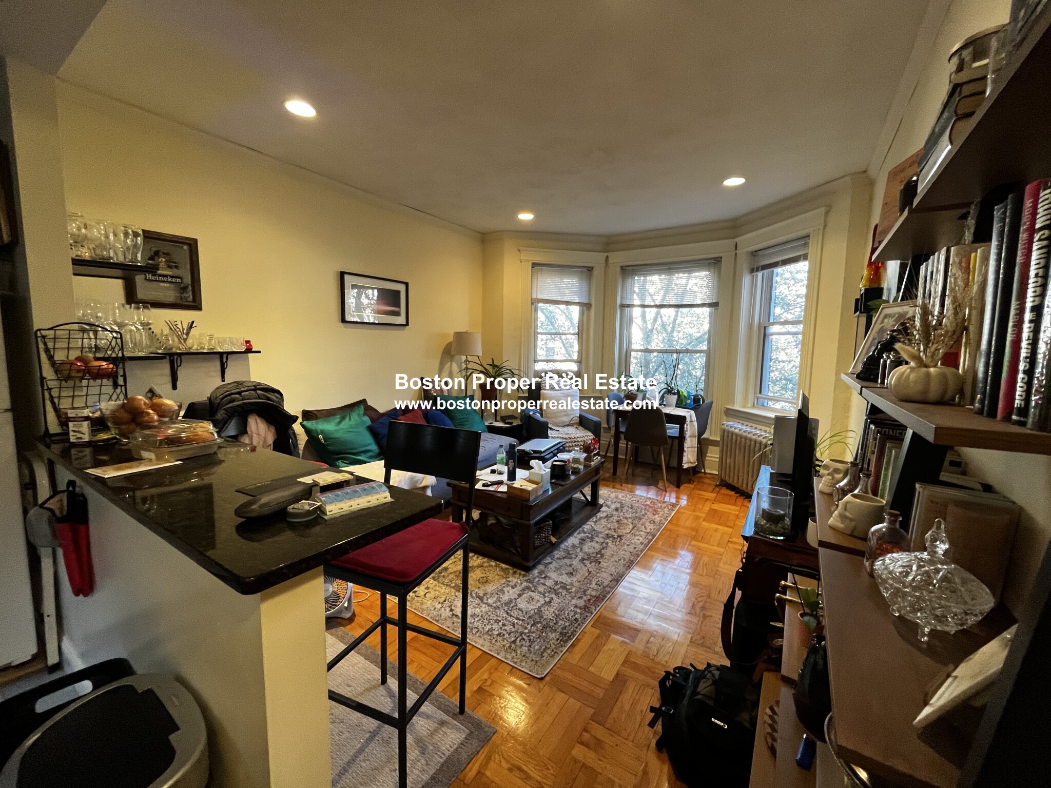 28 Queensberry St, Fenway