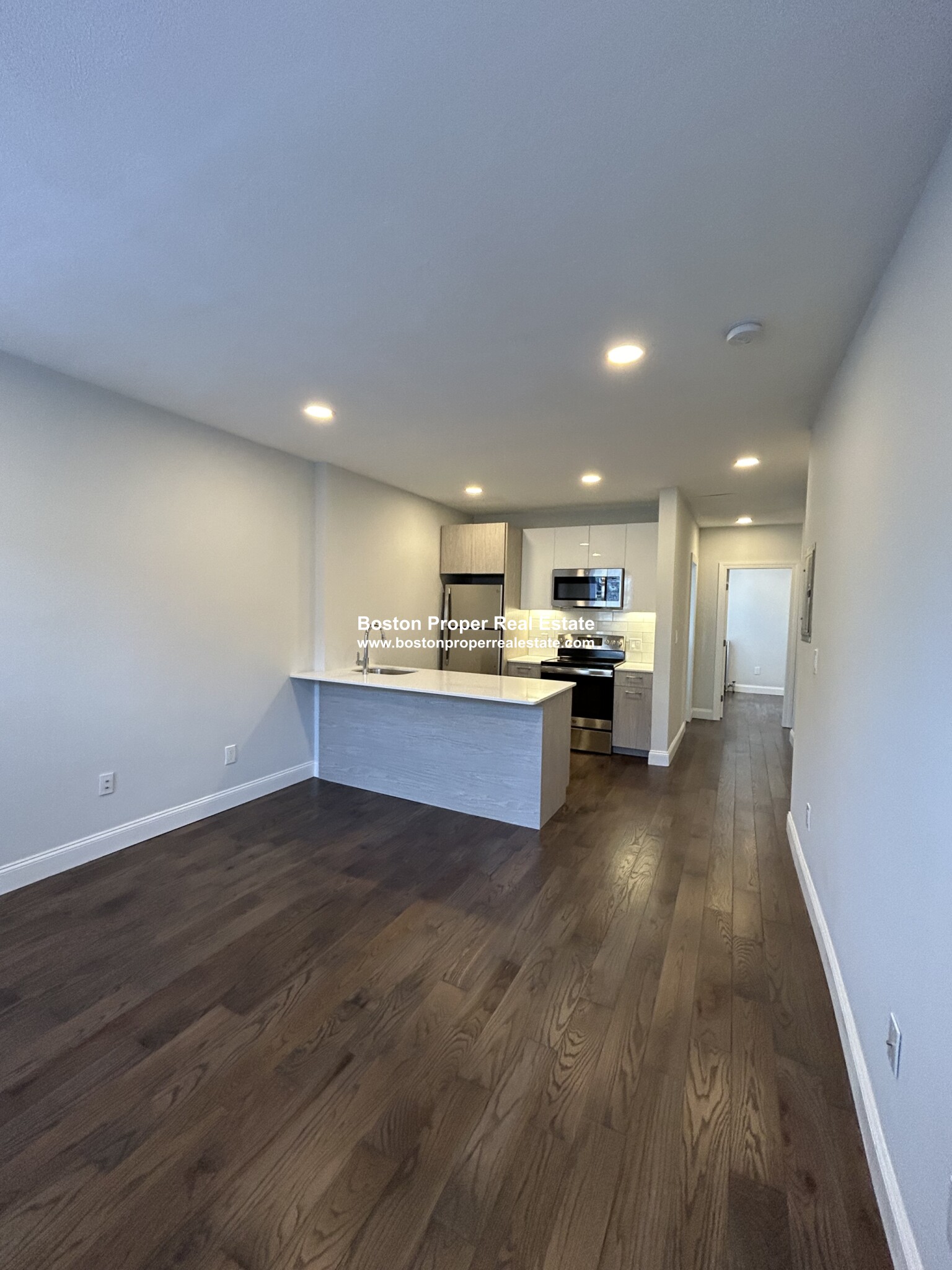 55 Queensberry St, Fenway