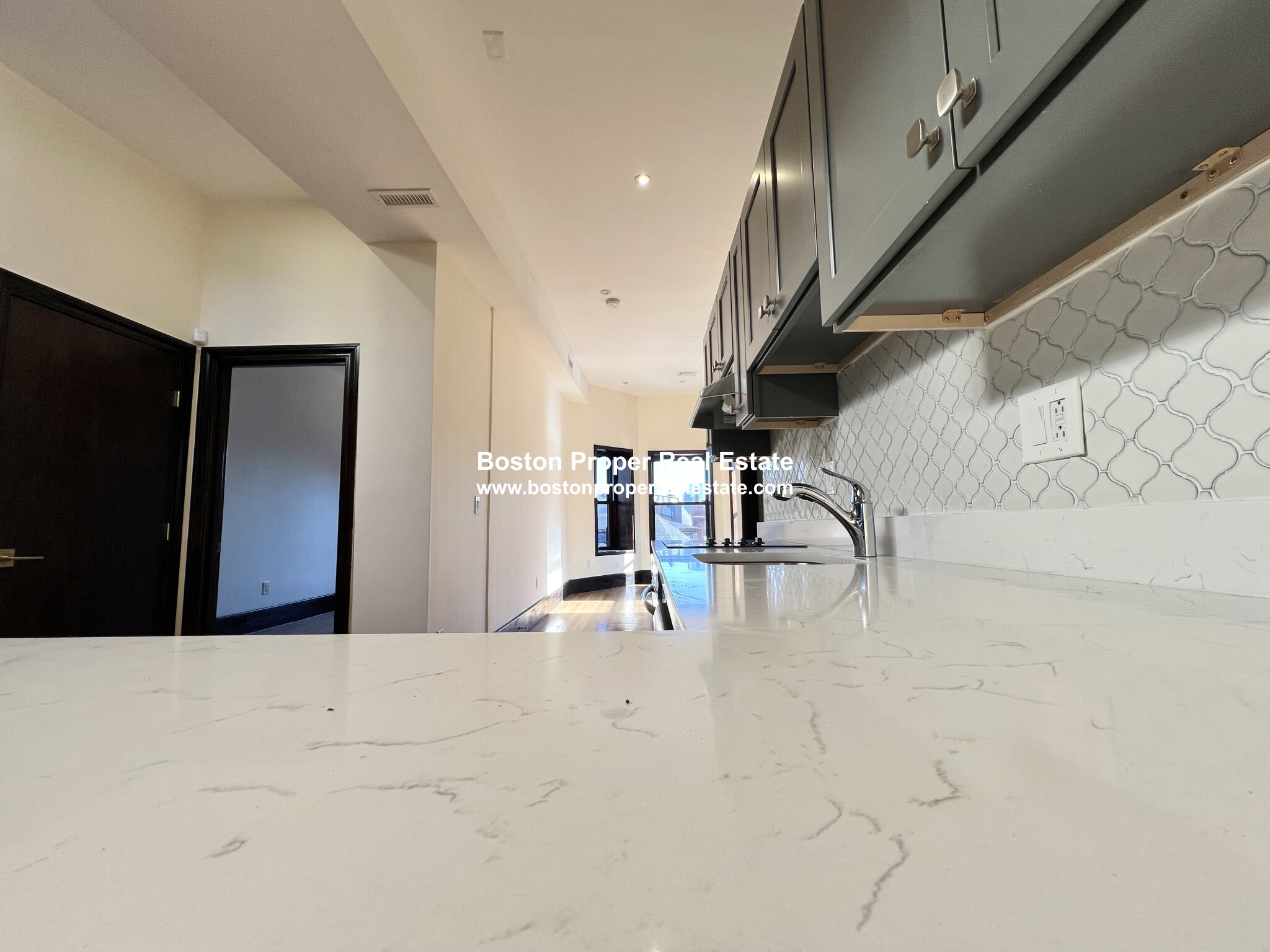 36 Gloucester St, Back Bay