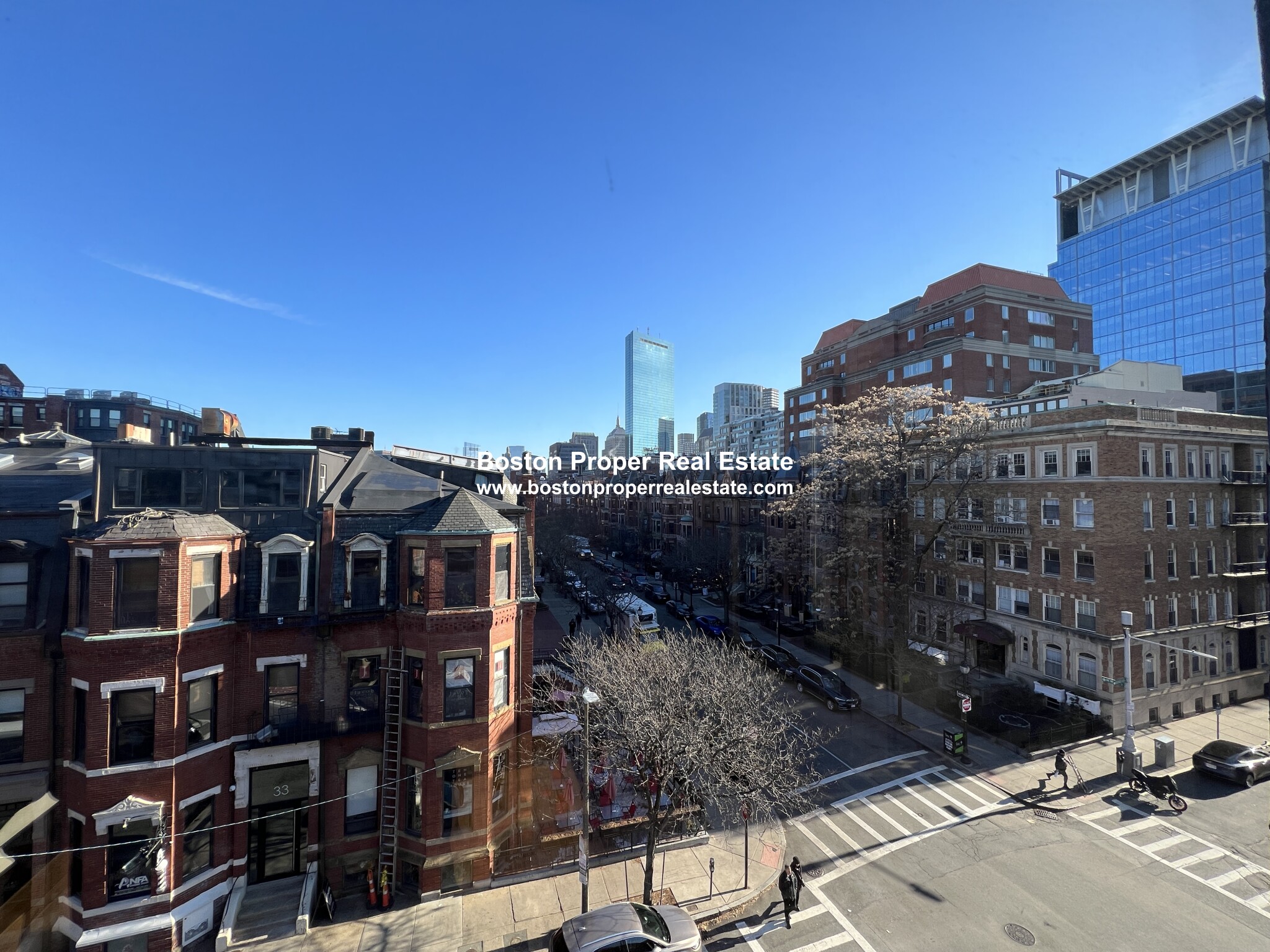 36 Gloucester St, Back Bay