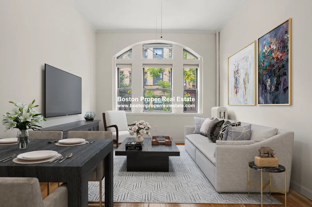 49 Burbank St, Fenway