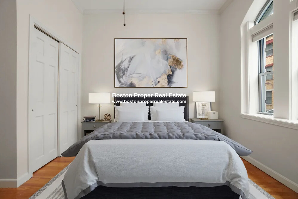 15 Edgerly Rd, Fenway