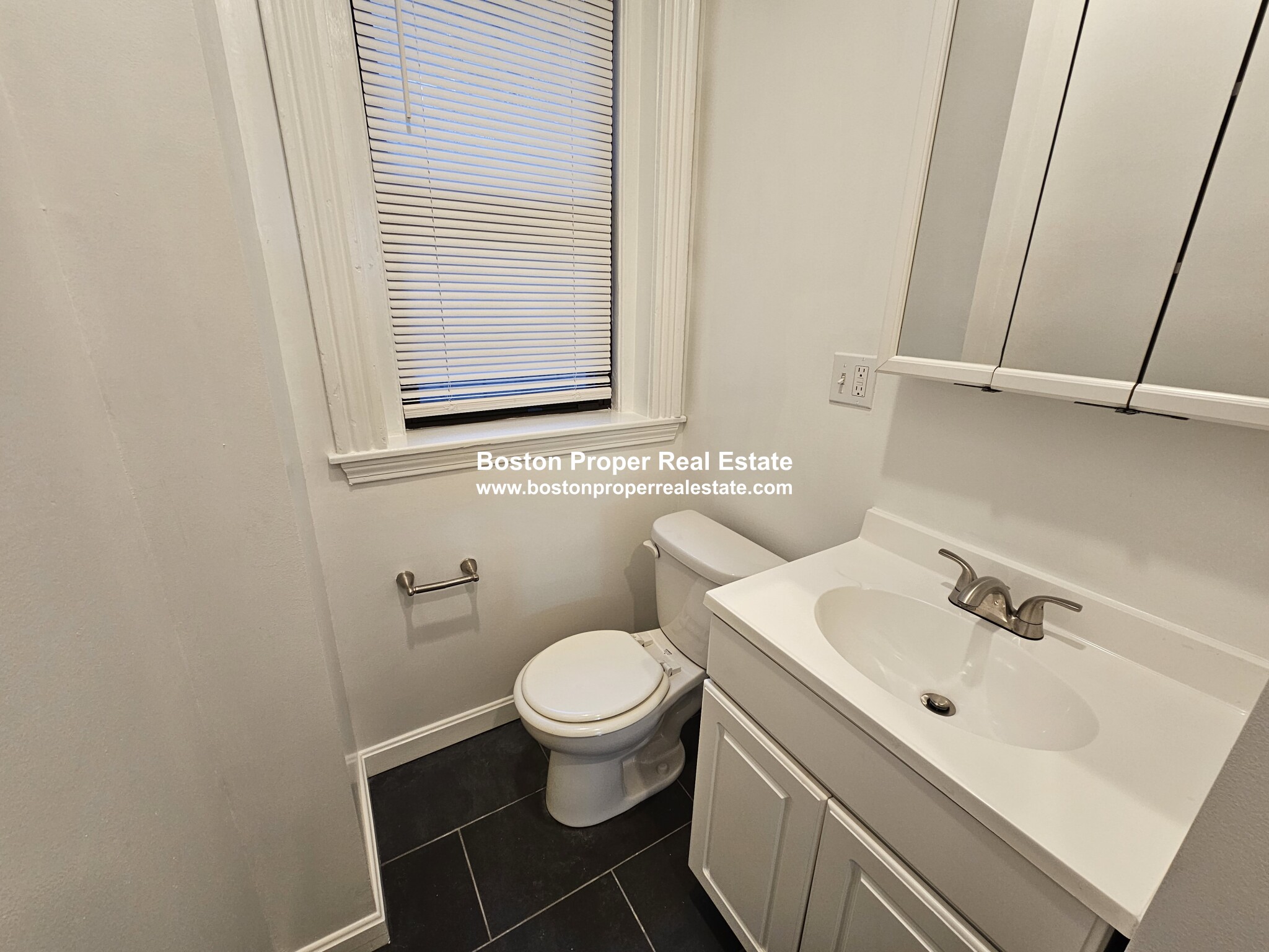 11 Peterborough St, Fenway