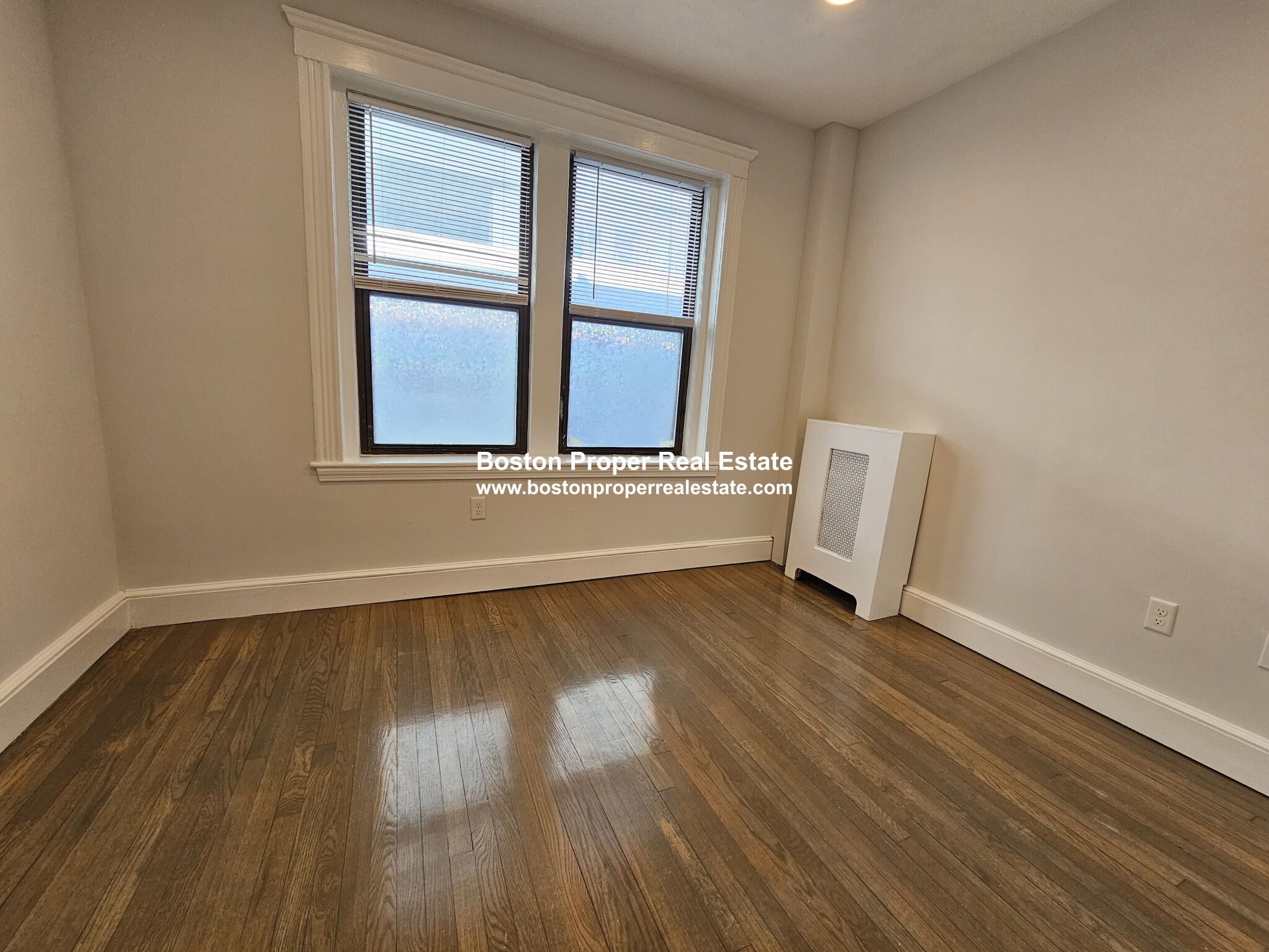 11 Peterborough St, Fenway