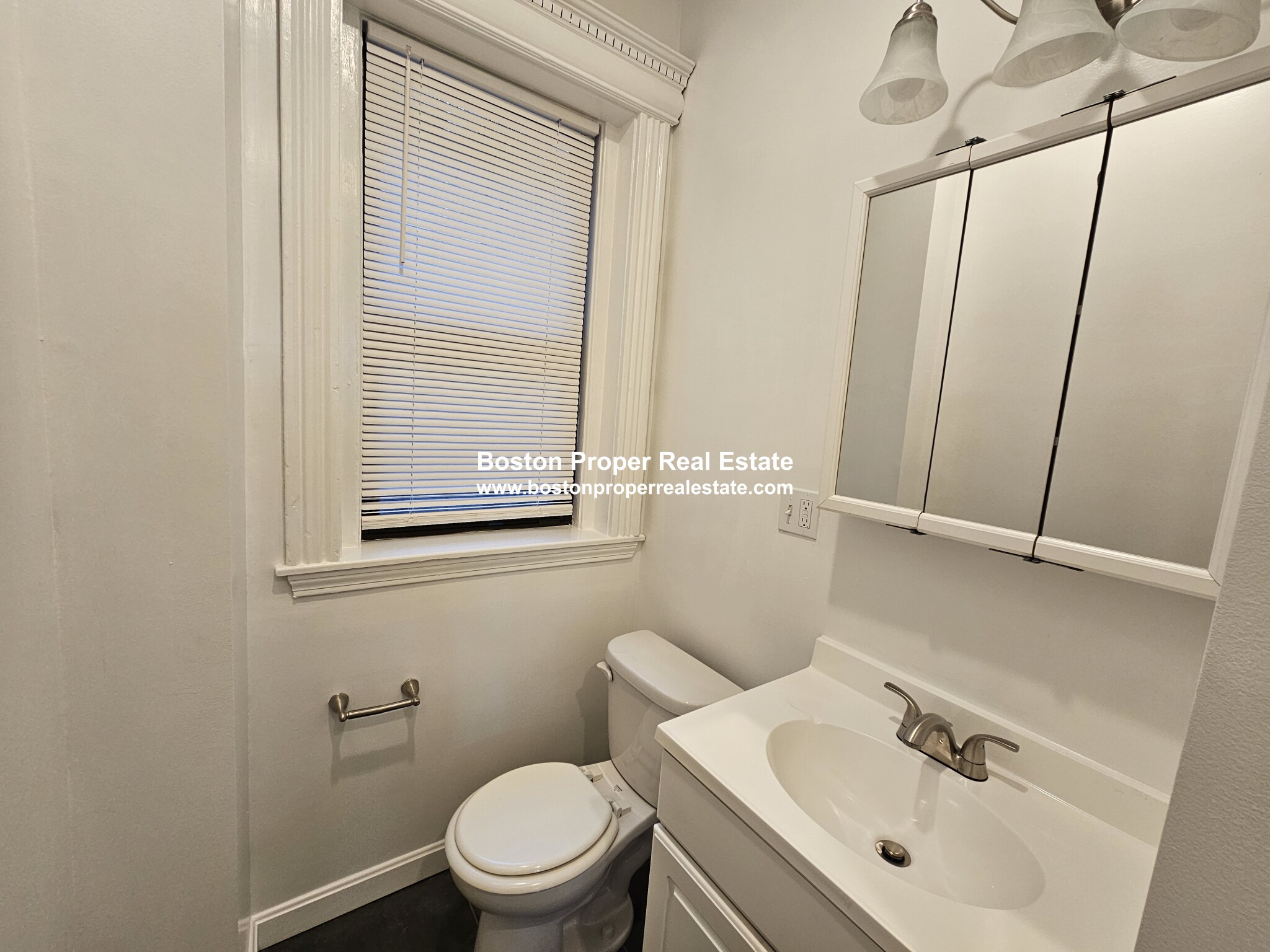 11 Peterborough St, Fenway