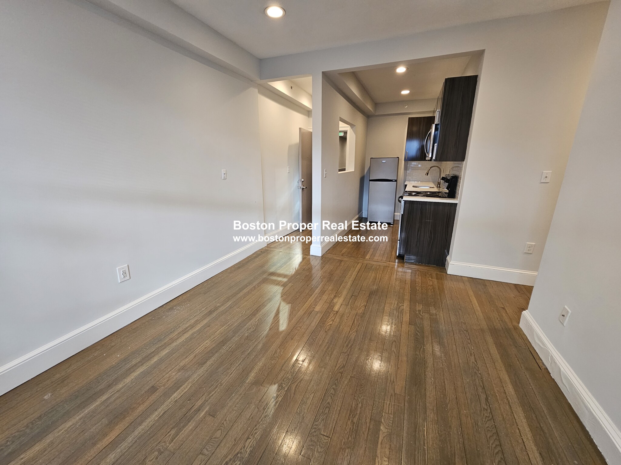 11 Peterborough St, Fenway