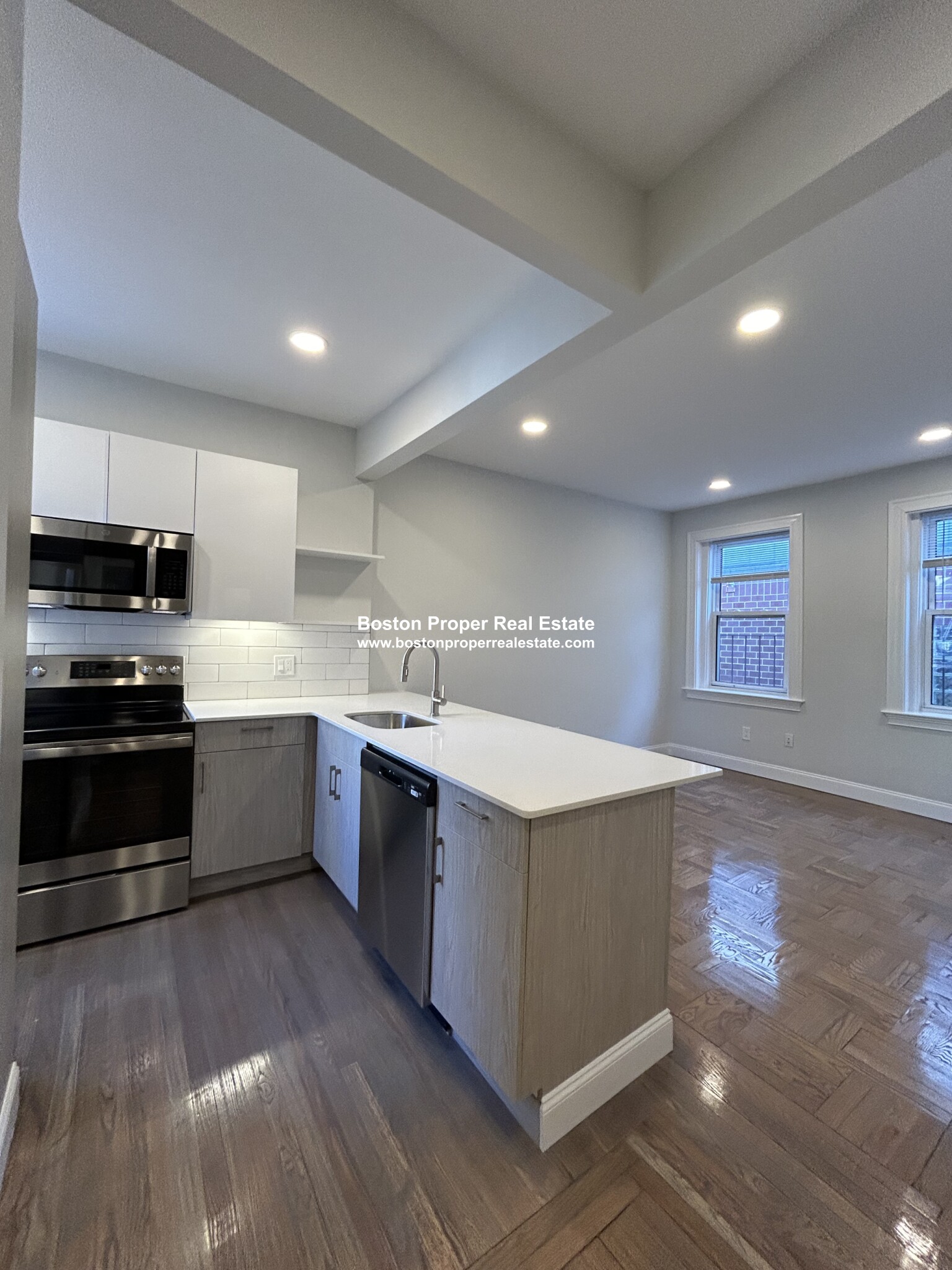 40 Queensberry St, Fenway