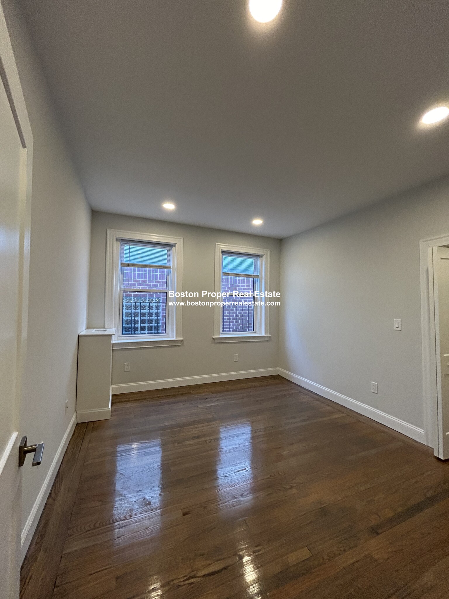 40 Queensberry St, Fenway