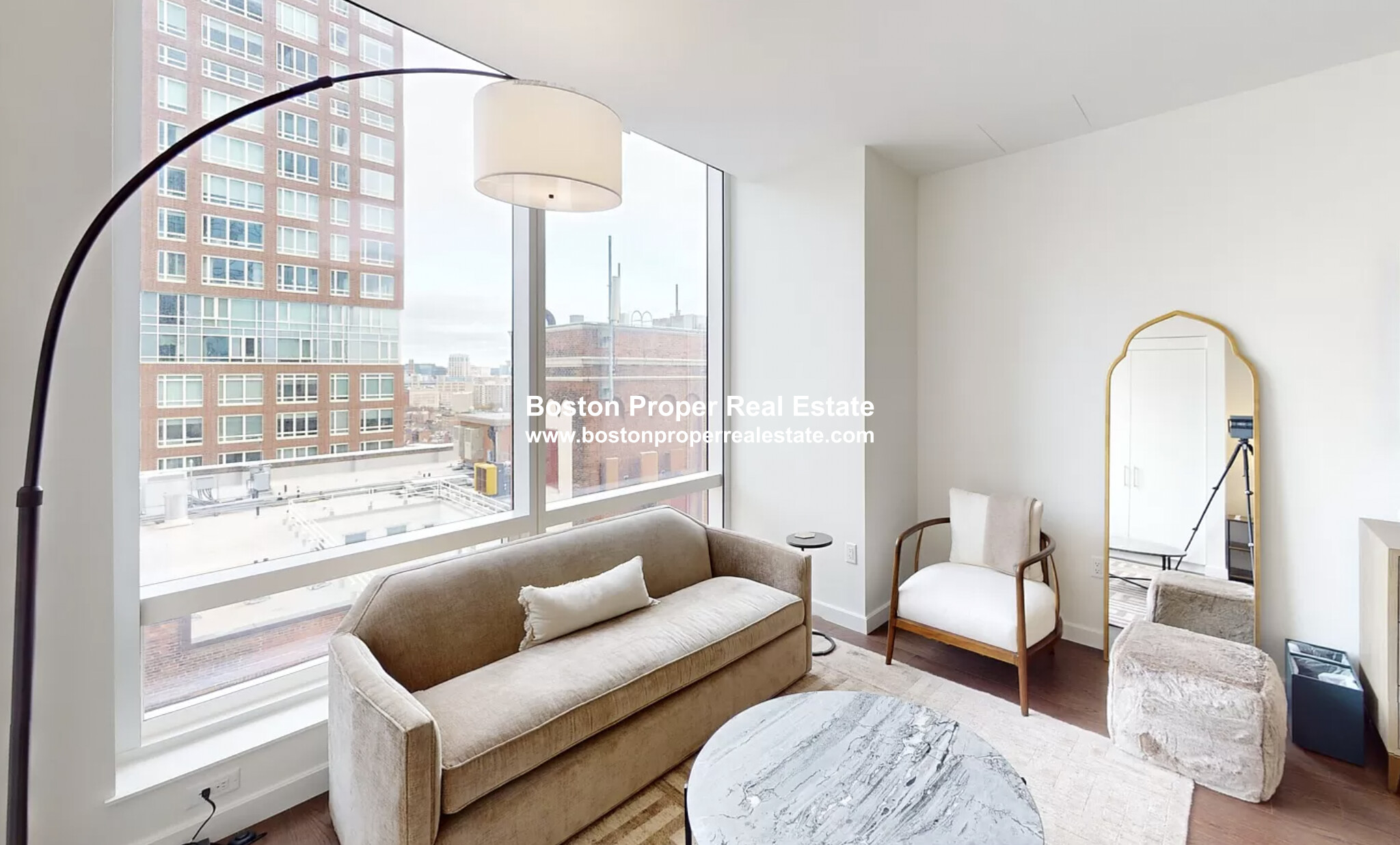 430 Stuart St, Back Bay