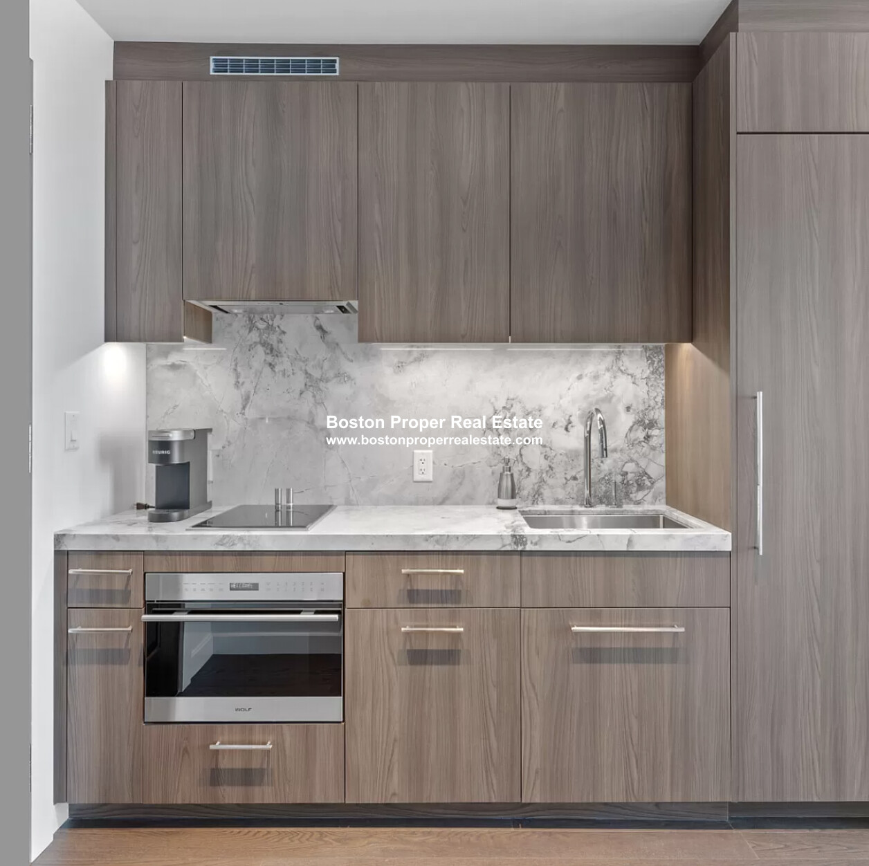 430 Stuart St, Back Bay