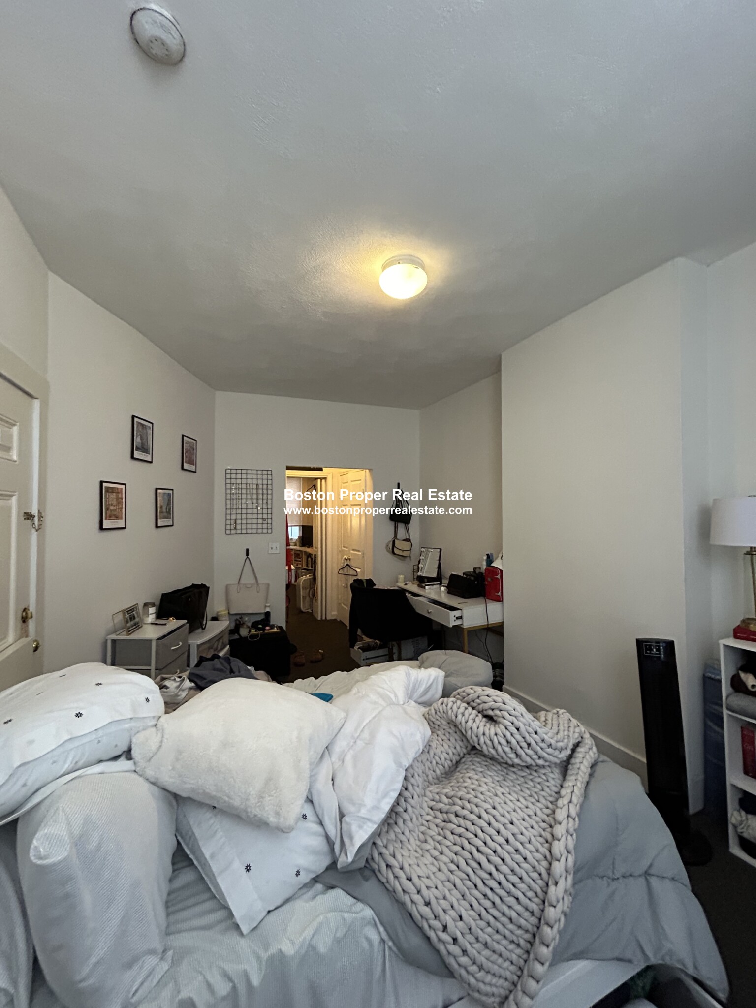 218 Hemenway St, Fenway