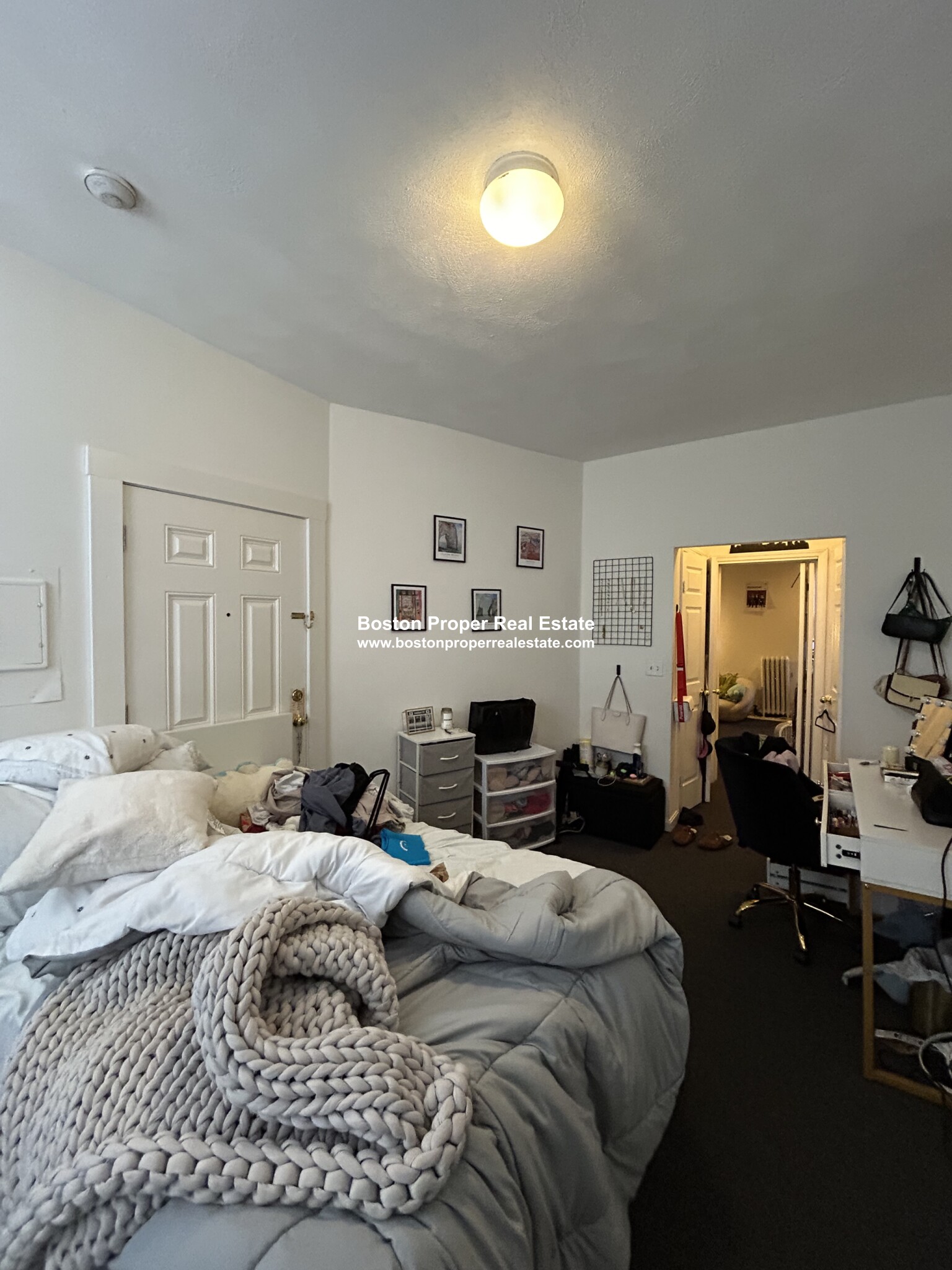 218 Hemenway St, Fenway