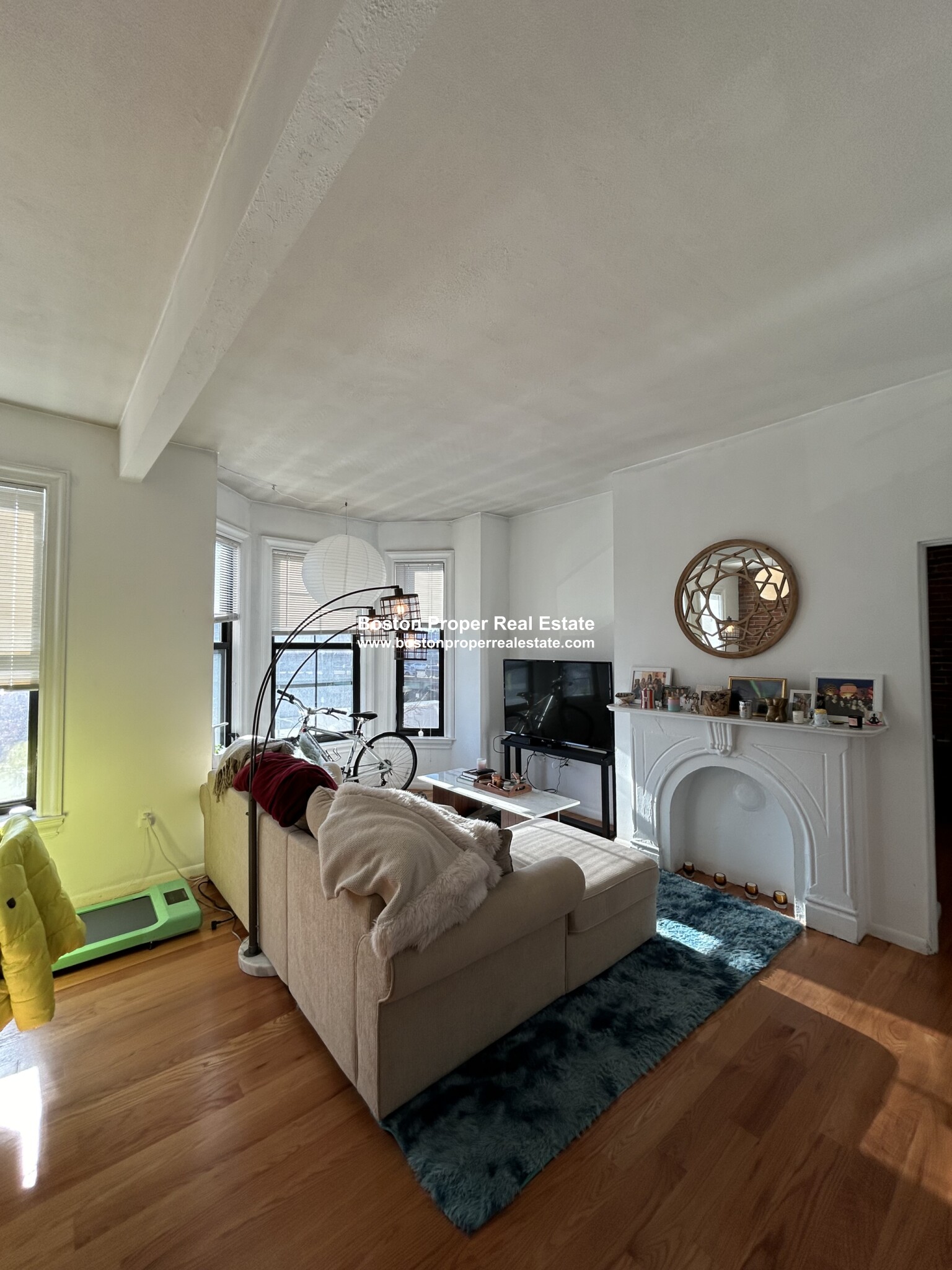 23 Cortes St, Back Bay