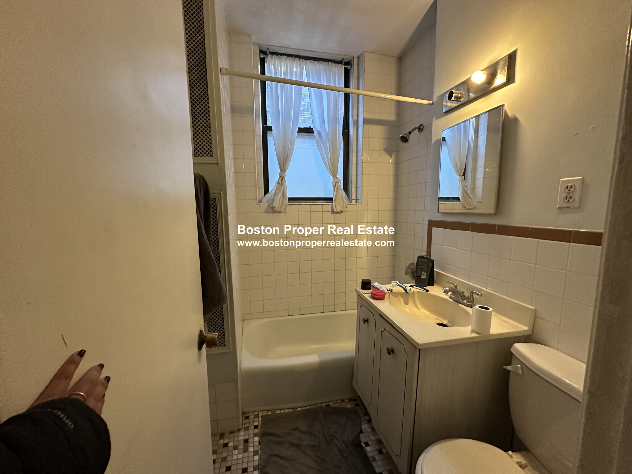 107 Jersey St, Fenway