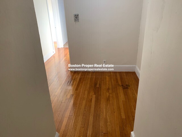 116 Washington St, Brighton