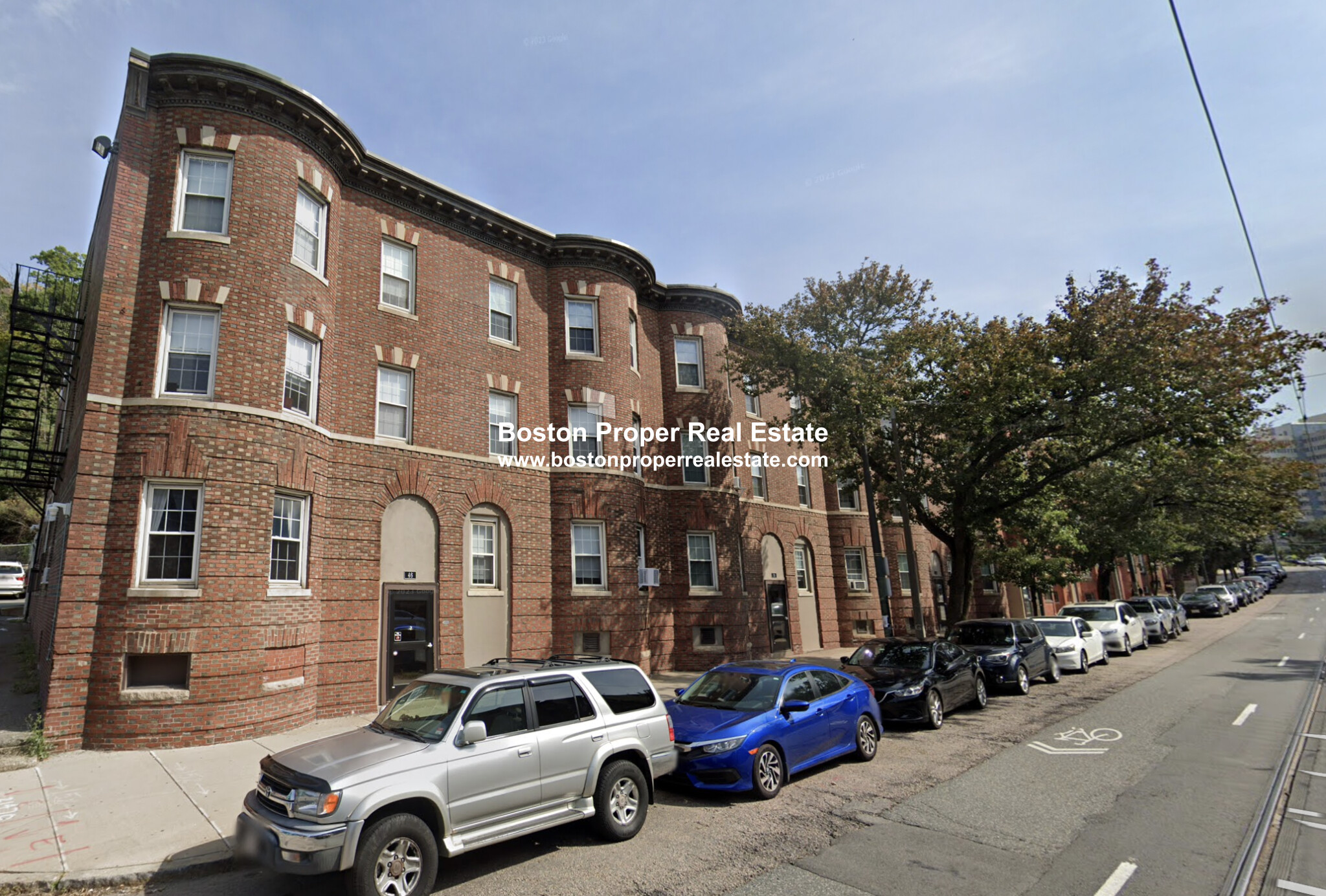 46 South Huntington Ave., Boston, MA - 2,200 USD/ month