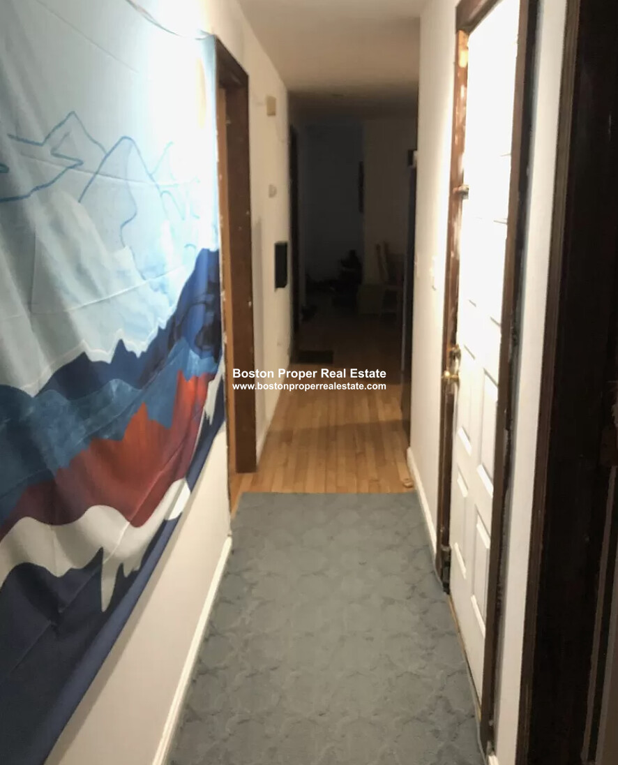 10 Parker Hill Ave, Mission Hill