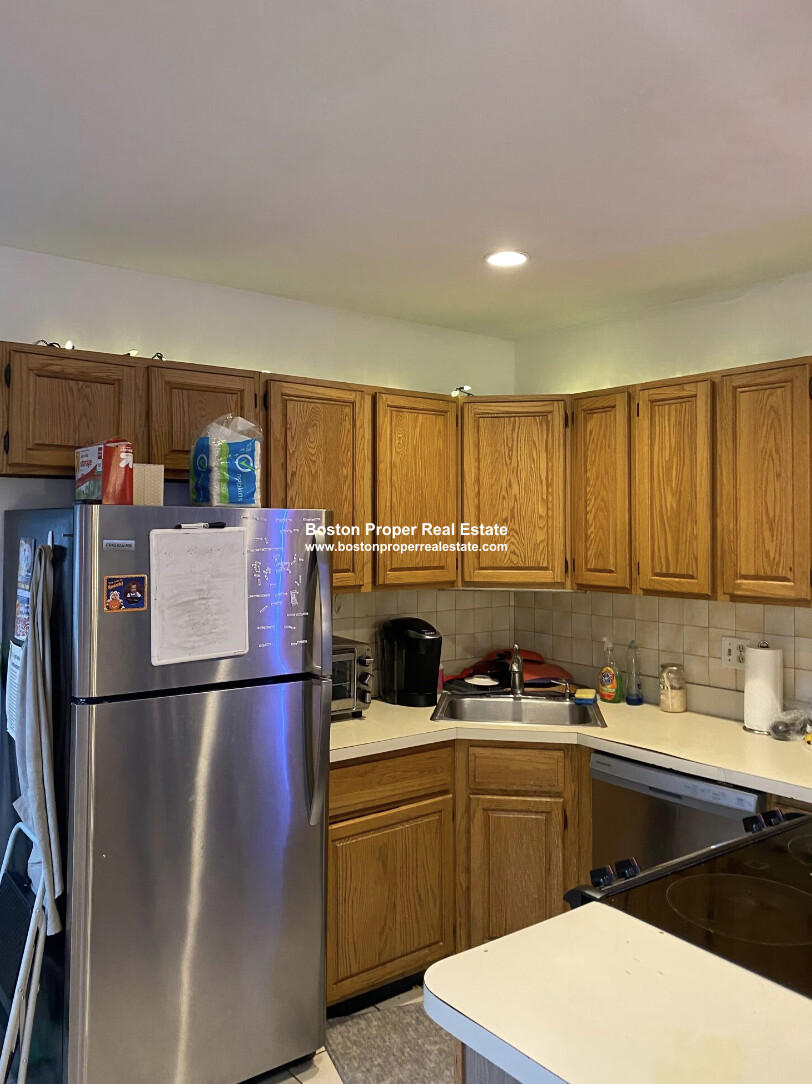 22 Saint Cyprians Pl, South End