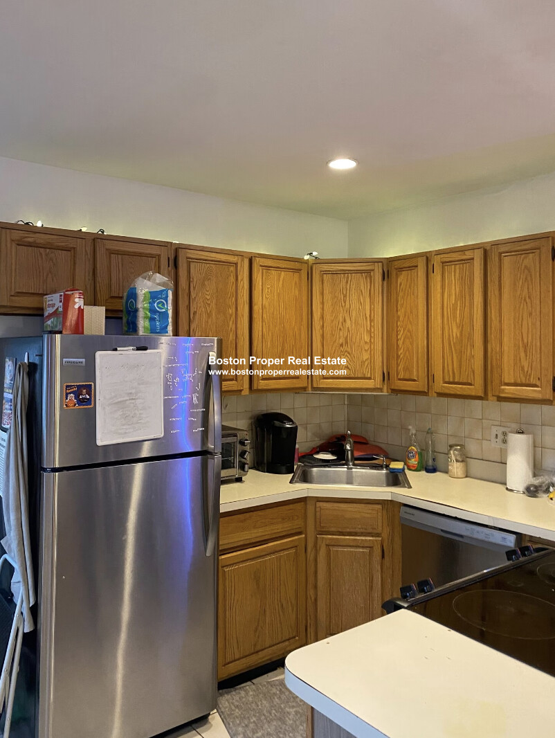 22 Saint Cyprians Pl, South End