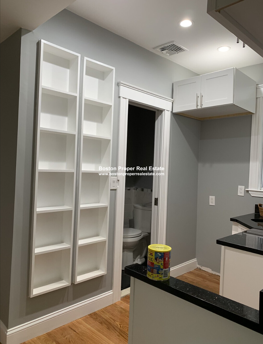 146 Hillside St, Mission Hill