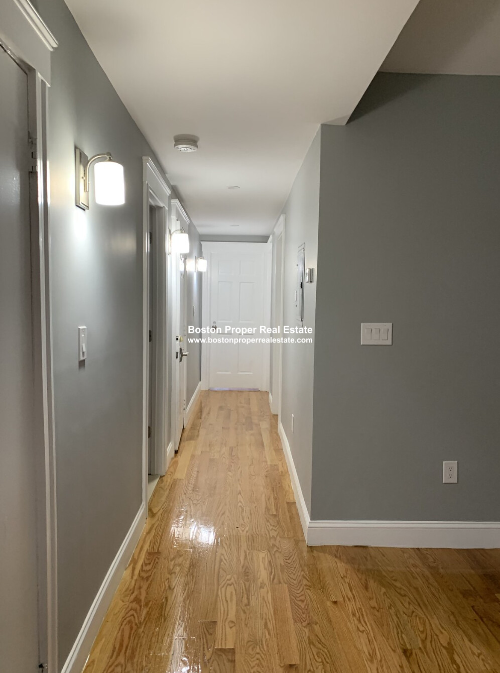 146 Hillside St, Mission Hill