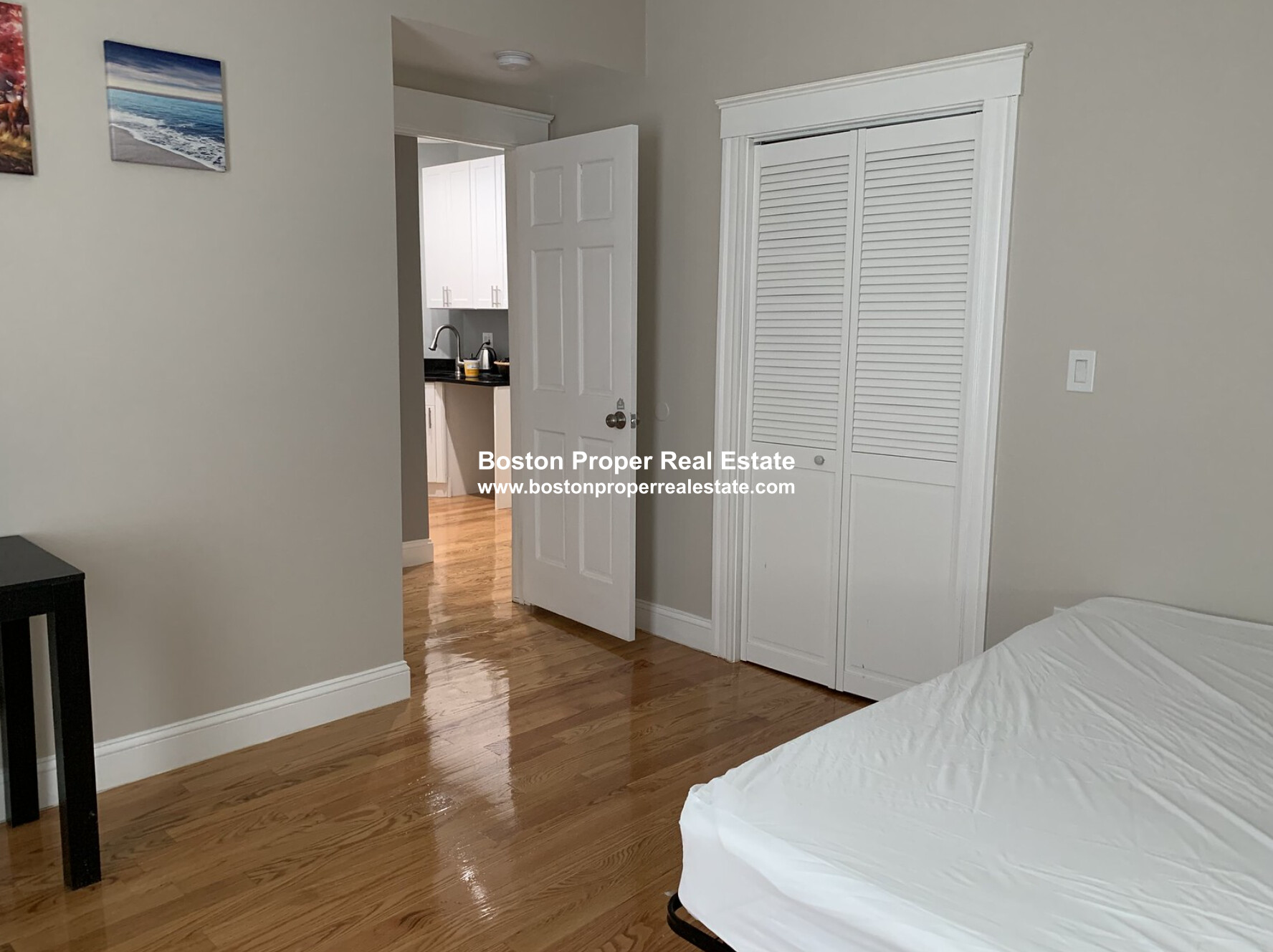 146 Hillside St, Mission Hill