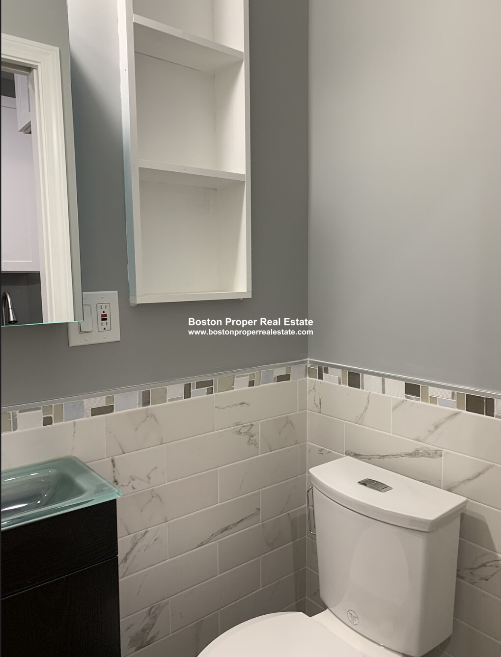 146 Hillside St, Mission Hill