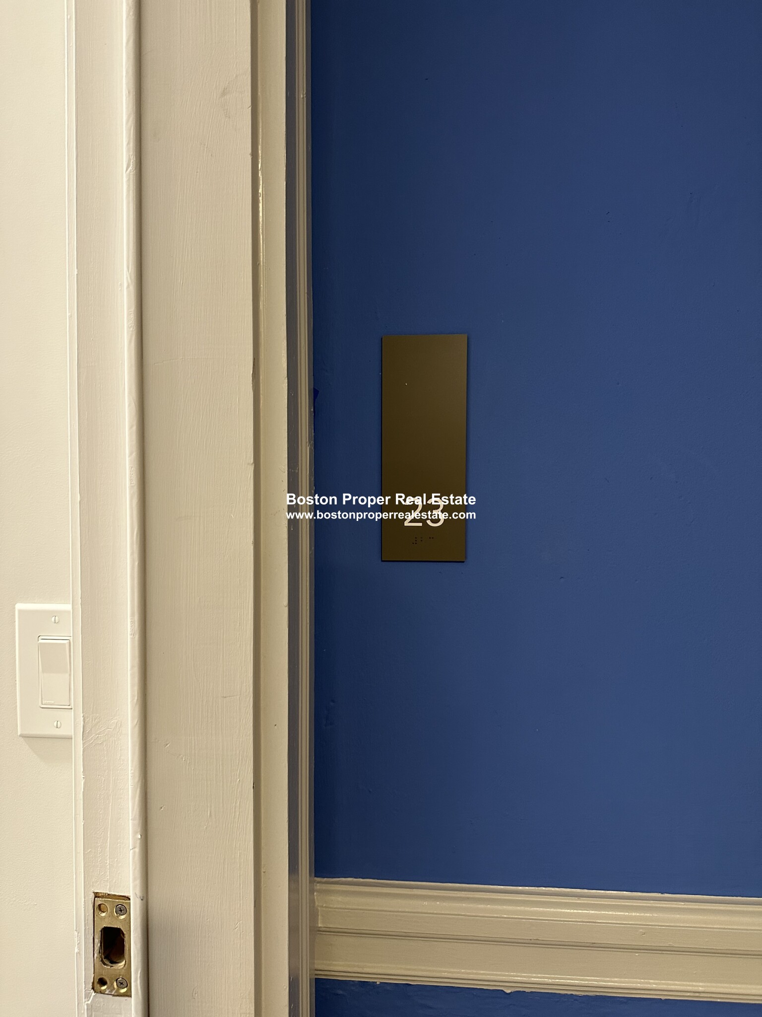 11 Peterborough St, Fenway