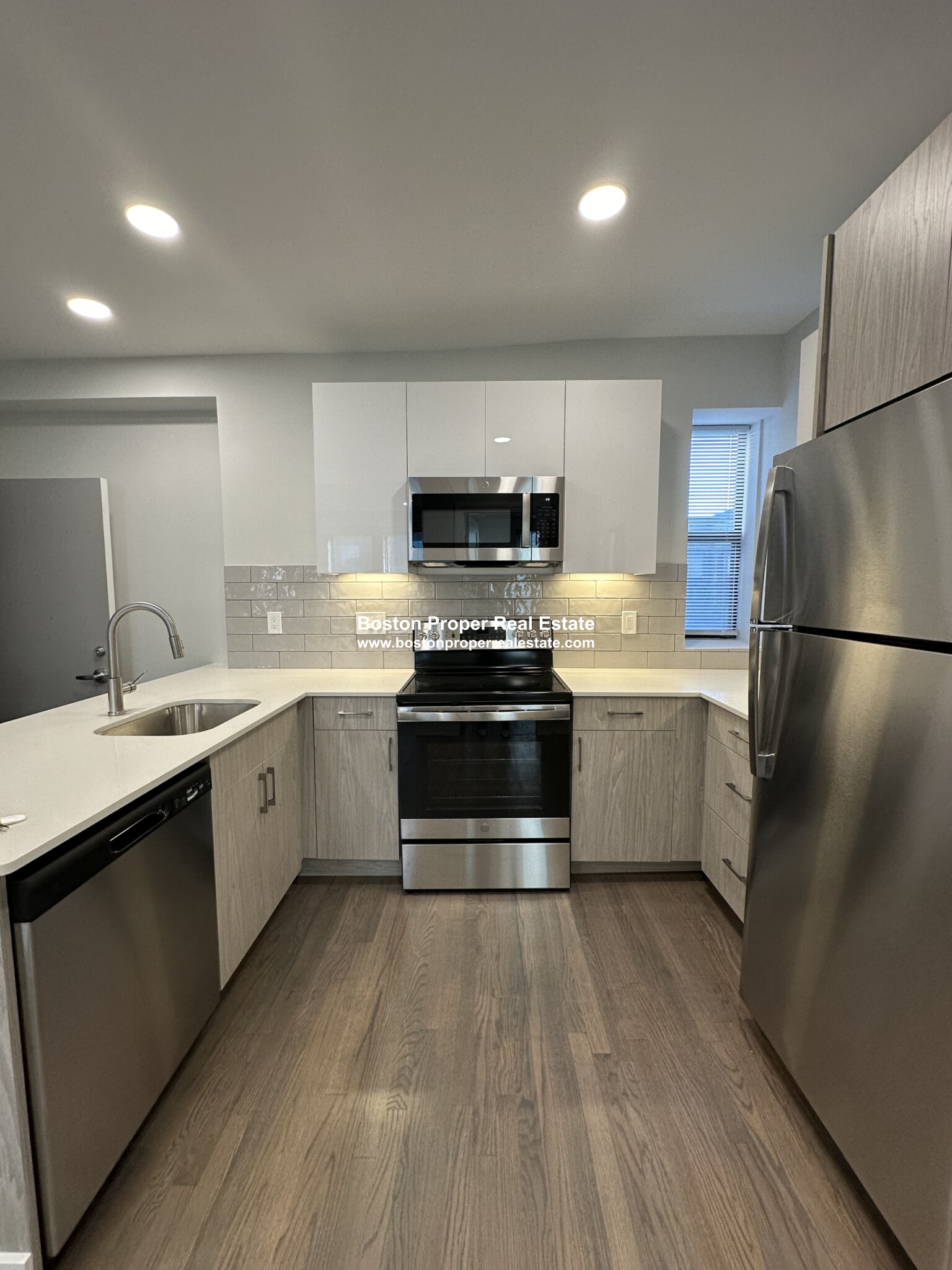 11 Peterborough St, Fenway