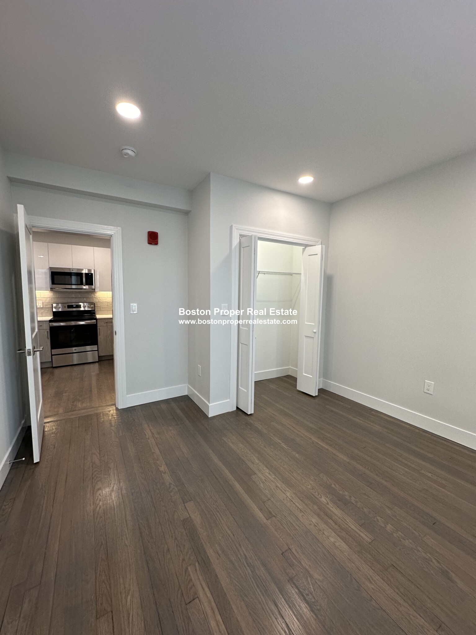 11 Peterborough St, Fenway