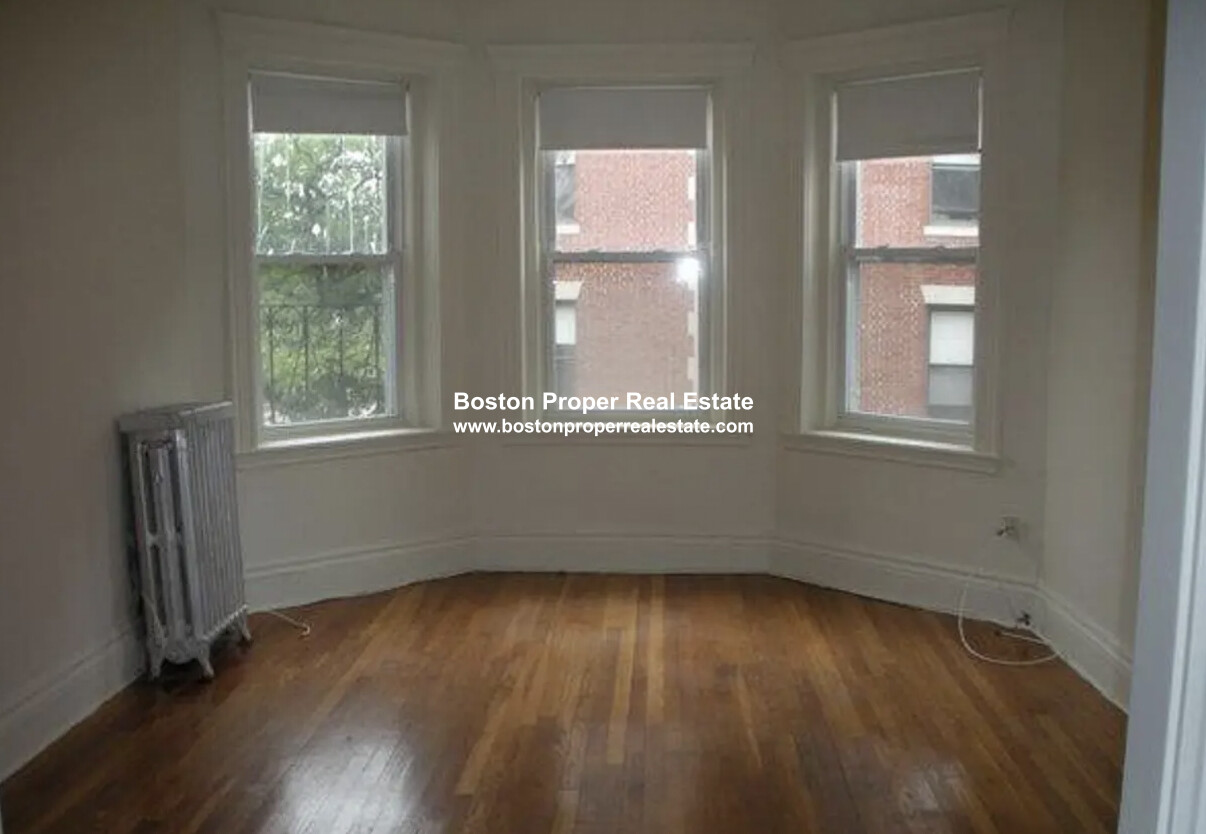 39 Charles, Beacon Hill