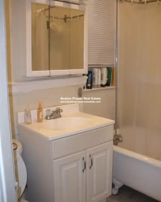 39 Charles, Beacon Hill