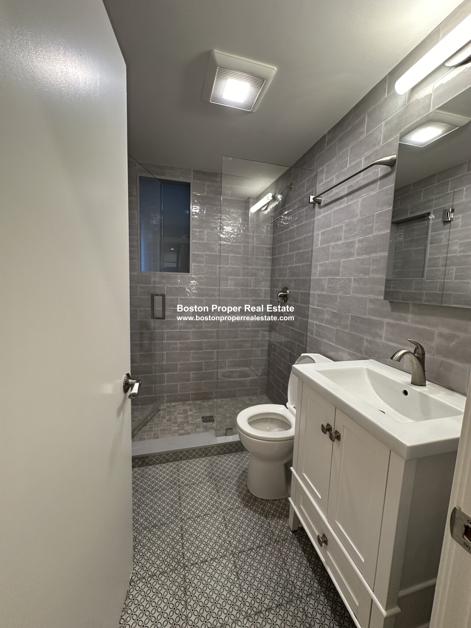 221 West Newton, South End