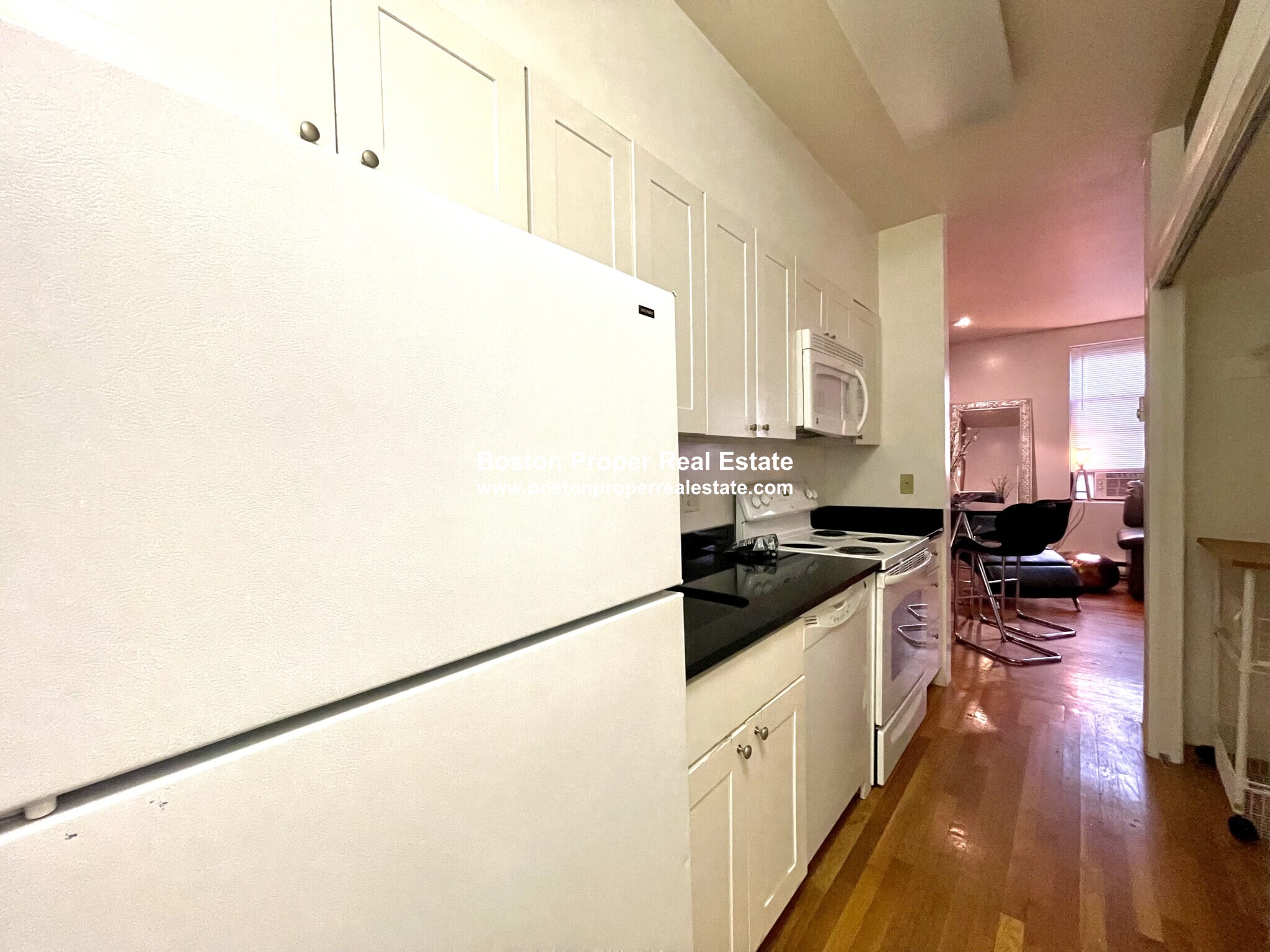 90 Saint Botolph St, Back Bay