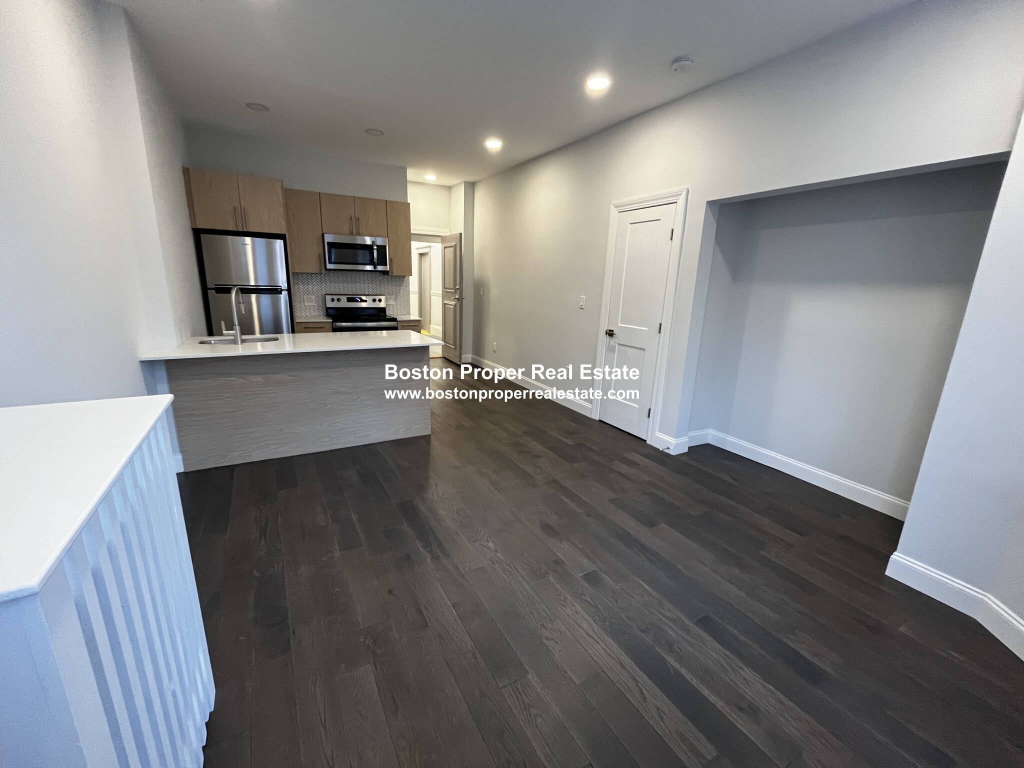 55 Queensberry St, Fenway