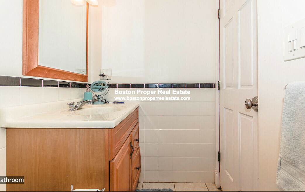 5 Phillips, Beacon Hill