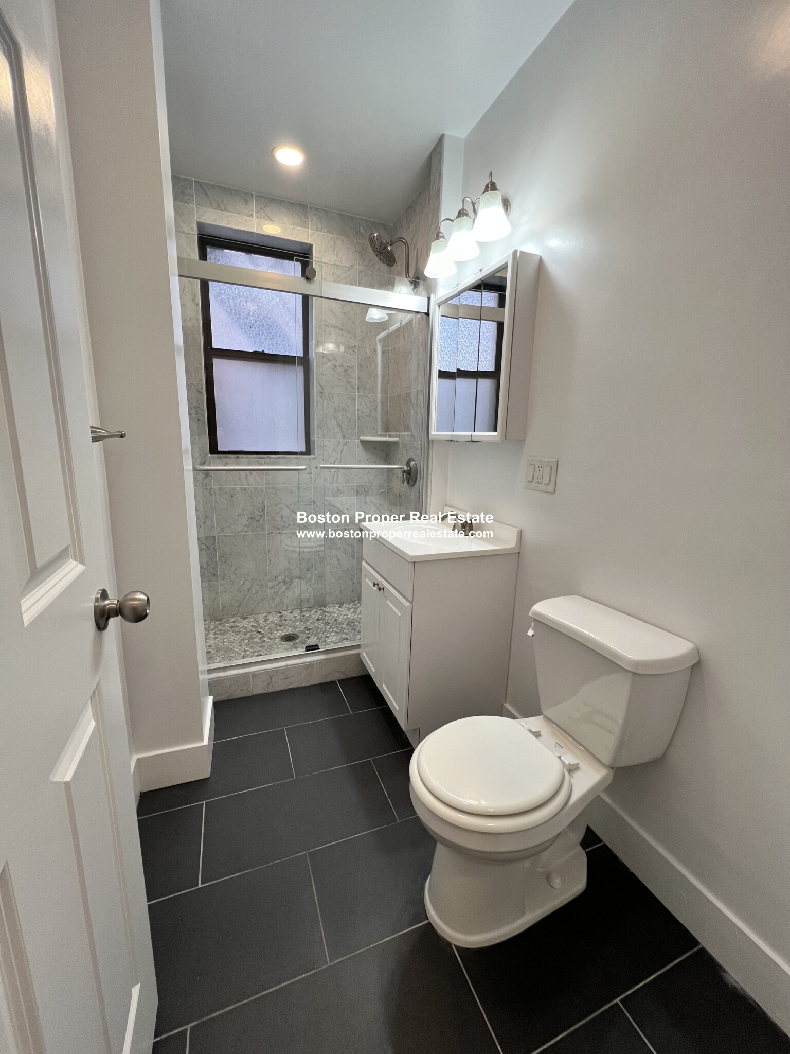 11 Queensberry St, Fenway