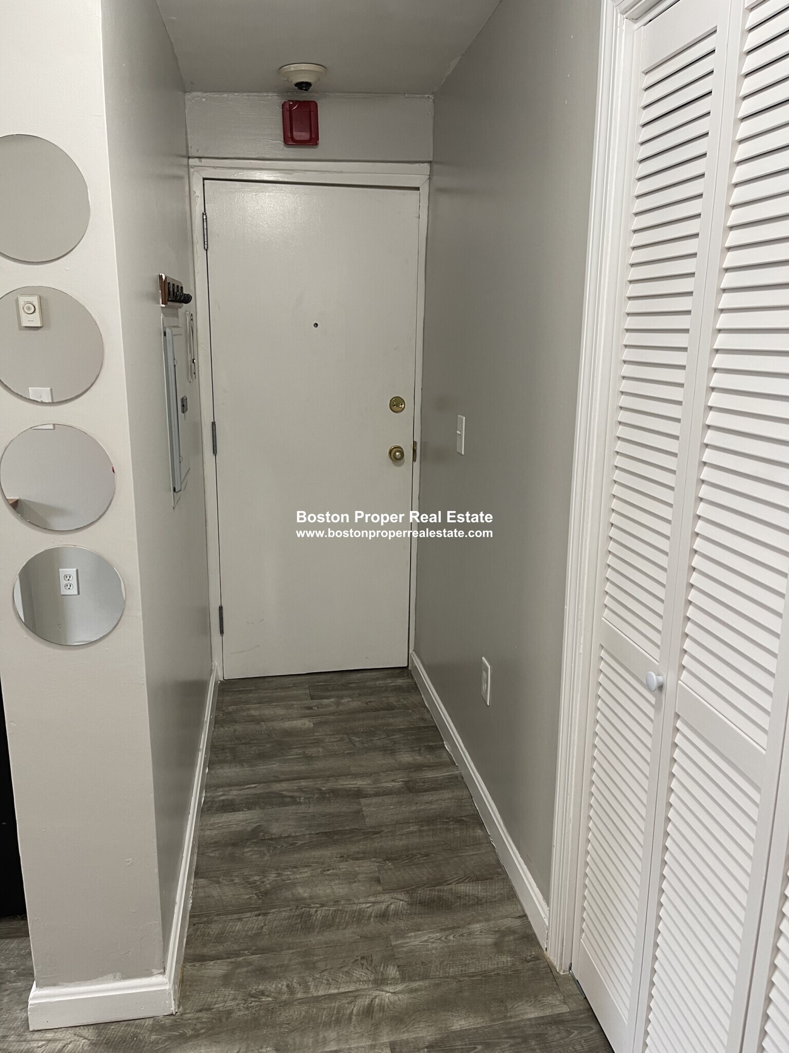 879 Beacon St, Fenway