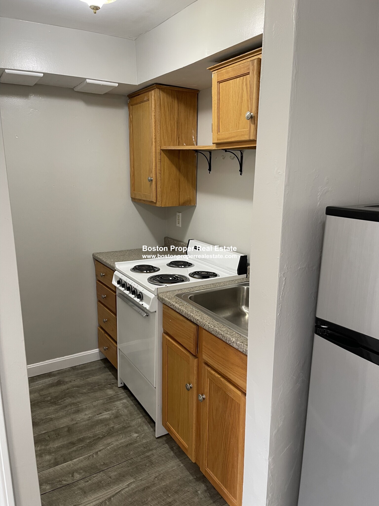 879 Beacon St, Fenway